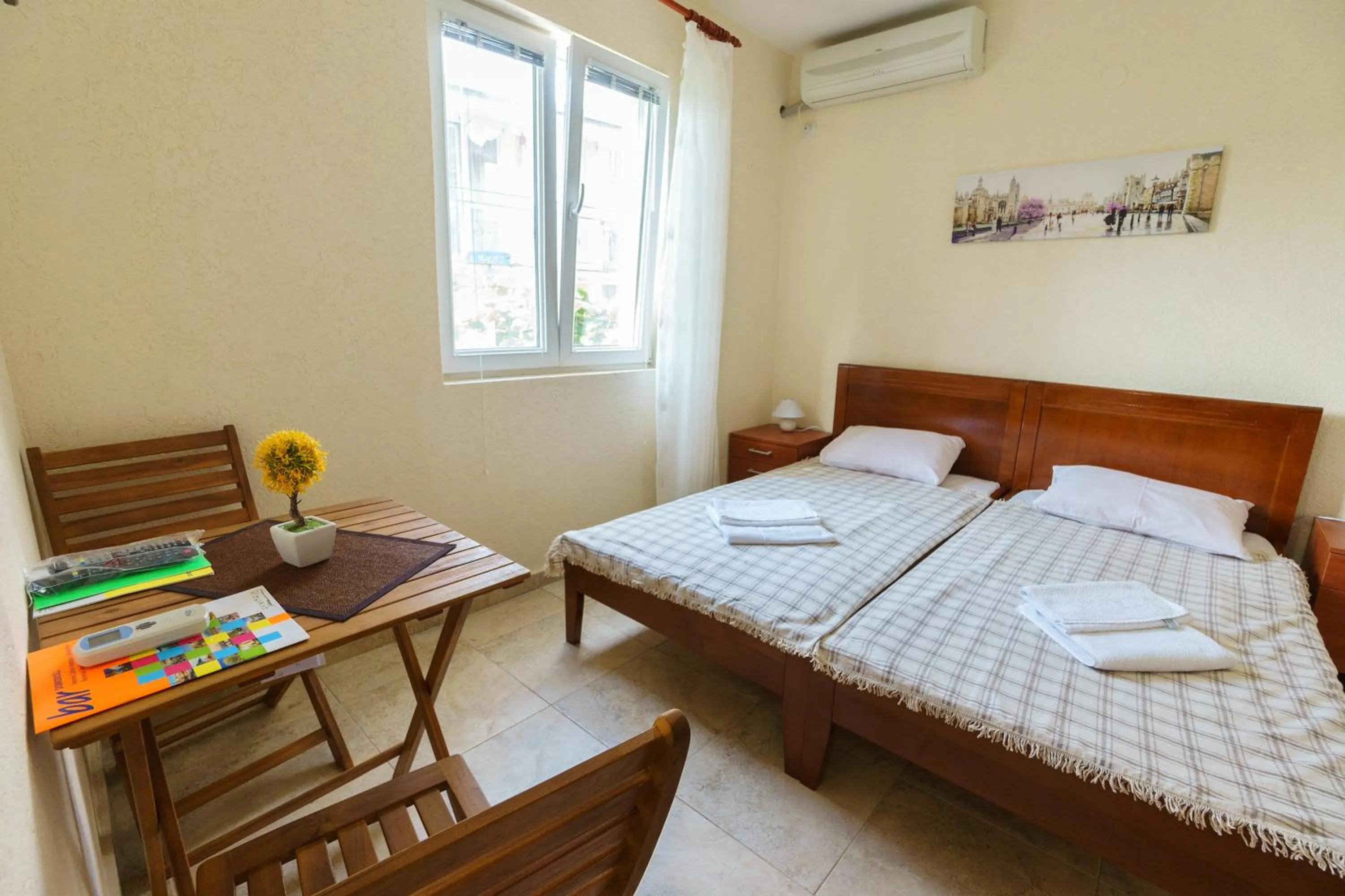 Photo of the whole room, Bed in Apartments Lora