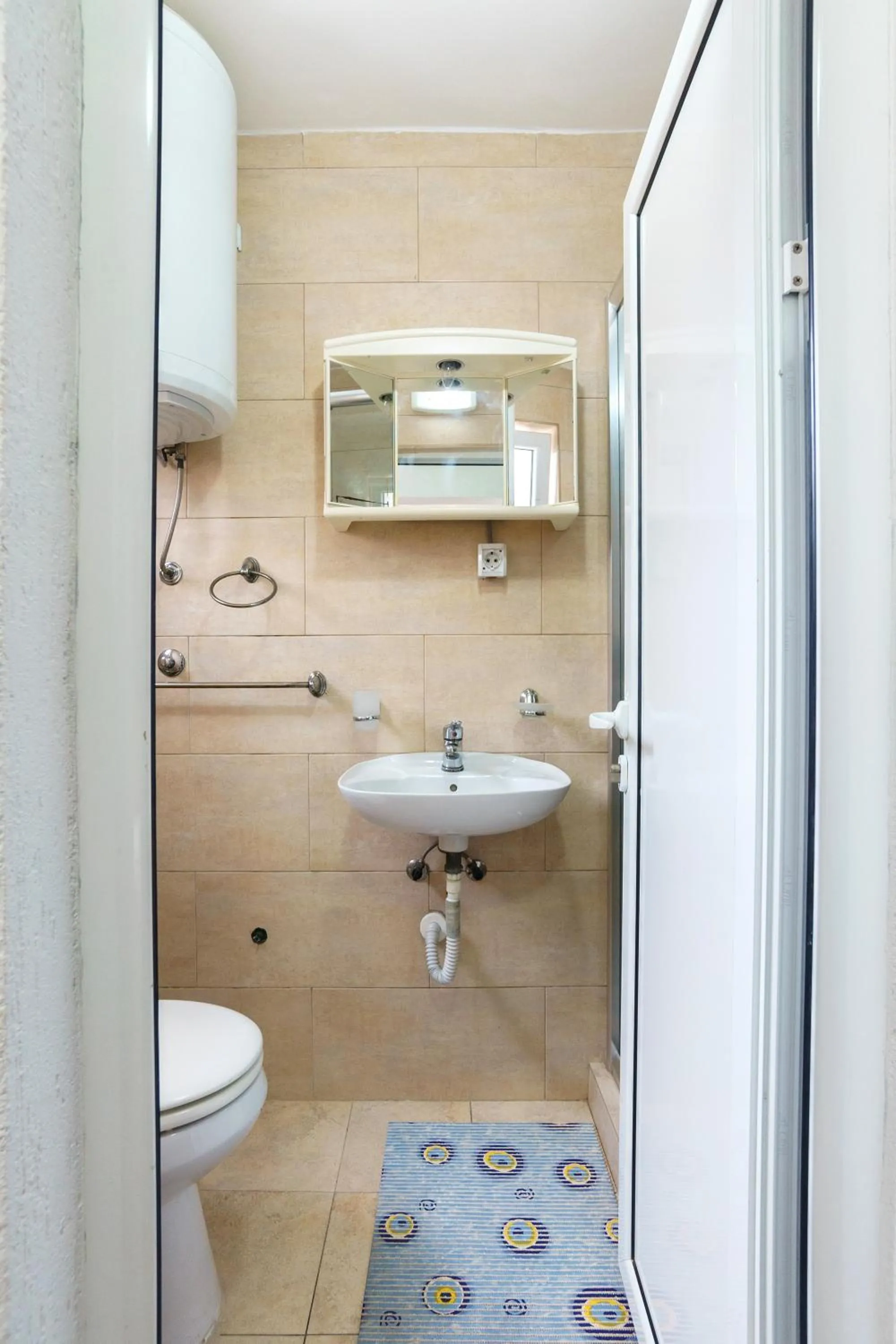 Bathroom in Apartments Lora