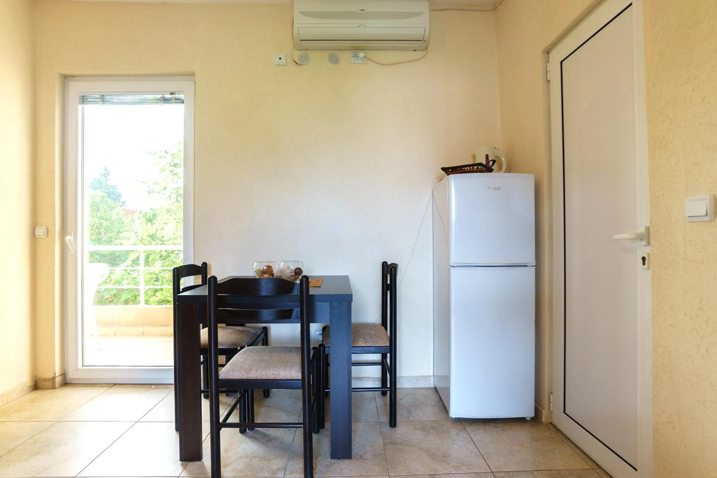 Dining area in Apartments Lora