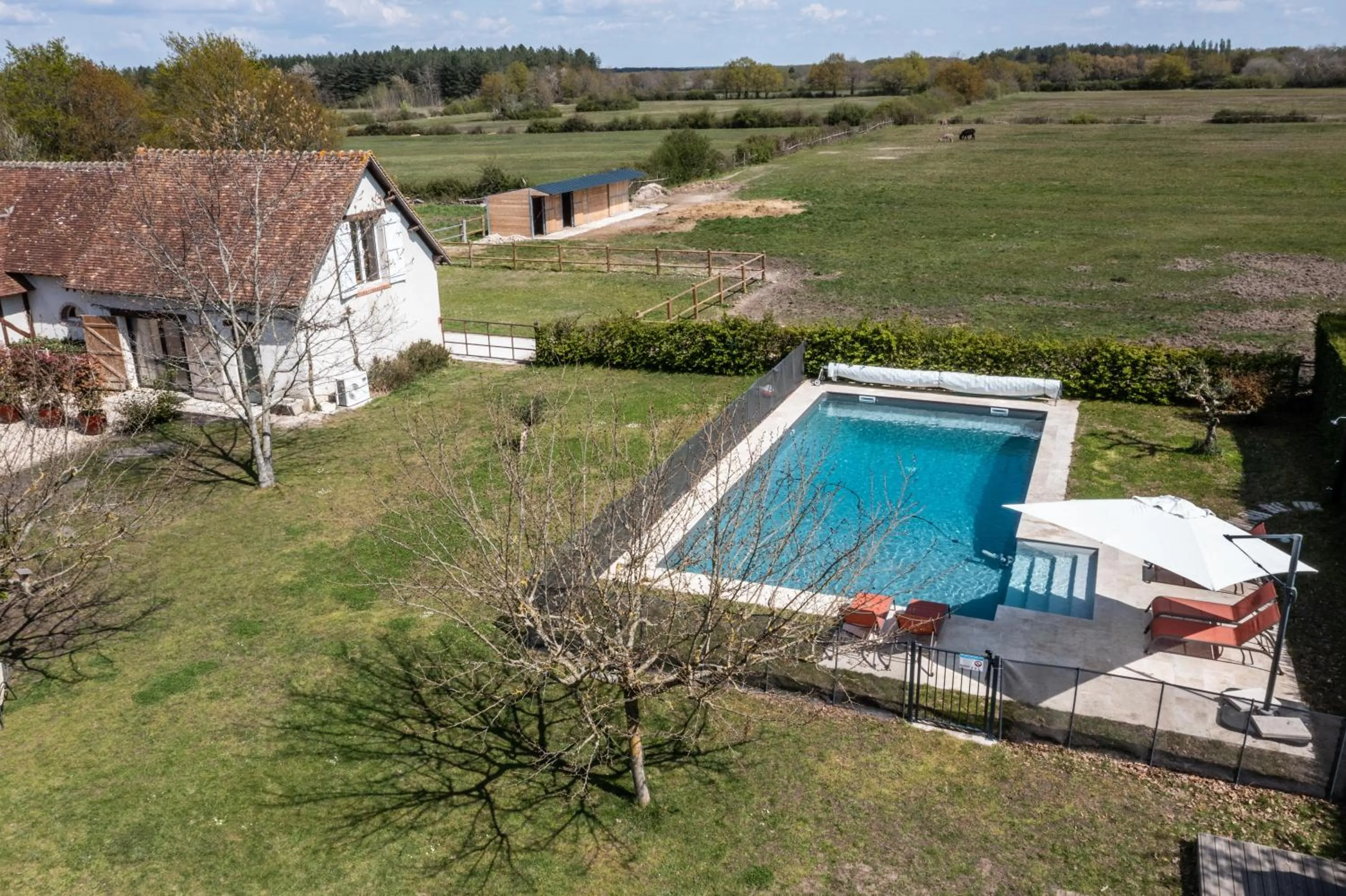 La Grange de Léonie Chambres d'hôtes Piscine et Spa Calme et à 5min A71 A20 A85