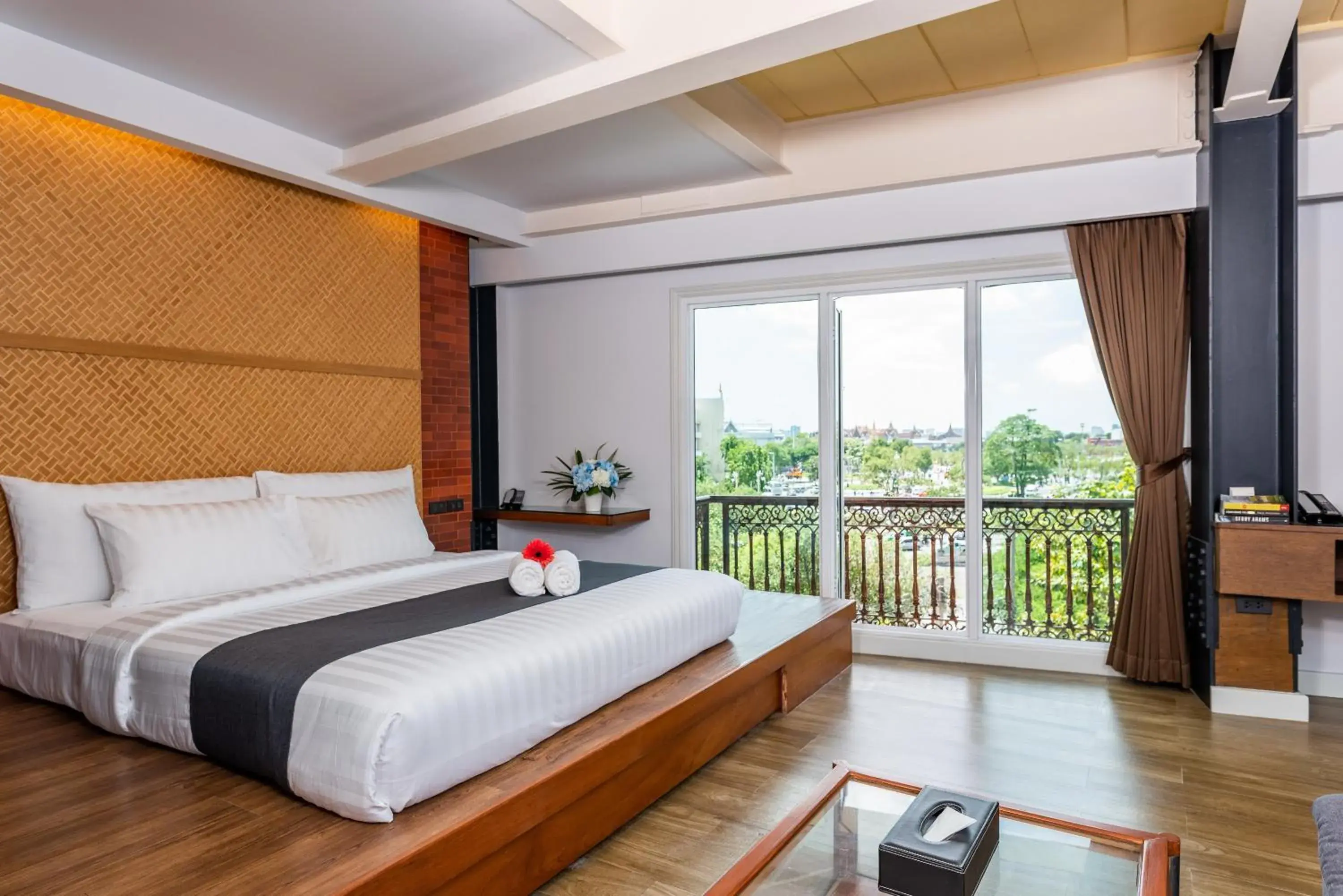 Bedroom, Bed in Dang Derm In The Park Khaosan Bedroom, Bed in Dang Derm In The Park Khaosan