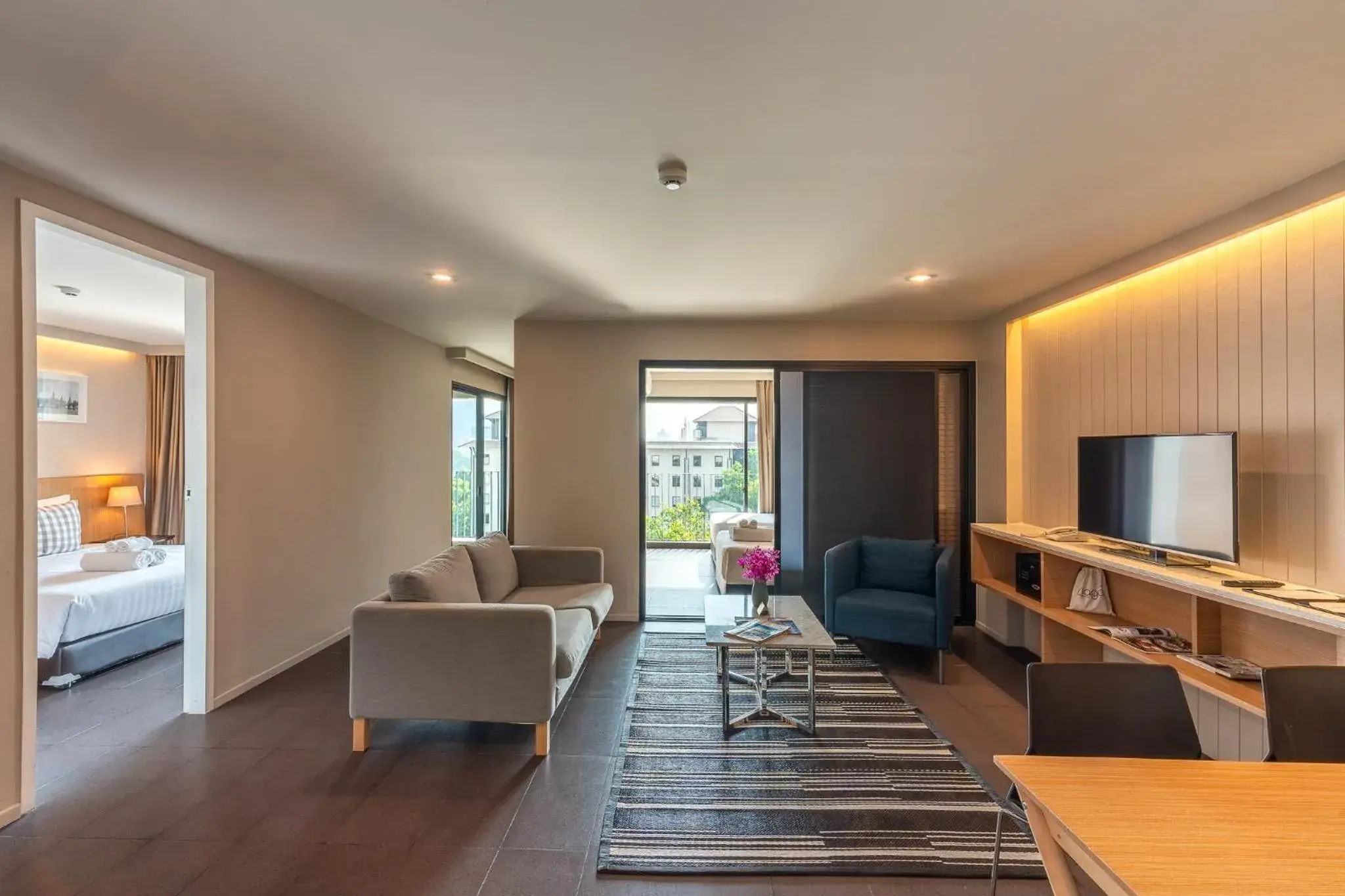 Communal lounge/ TV room, Bed in Naga Residence Communal lounge/ TV room, Bed in Naga Residence