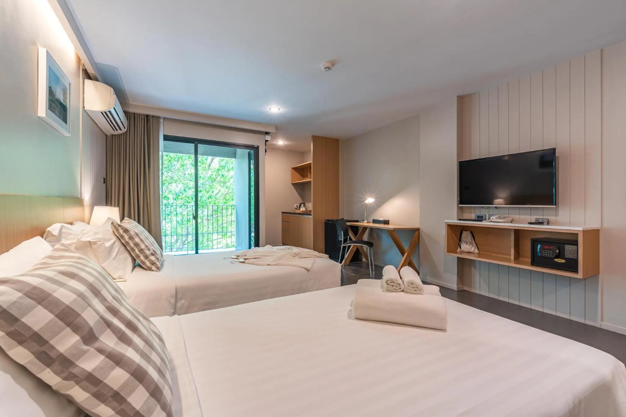 Bed in Naga Residence