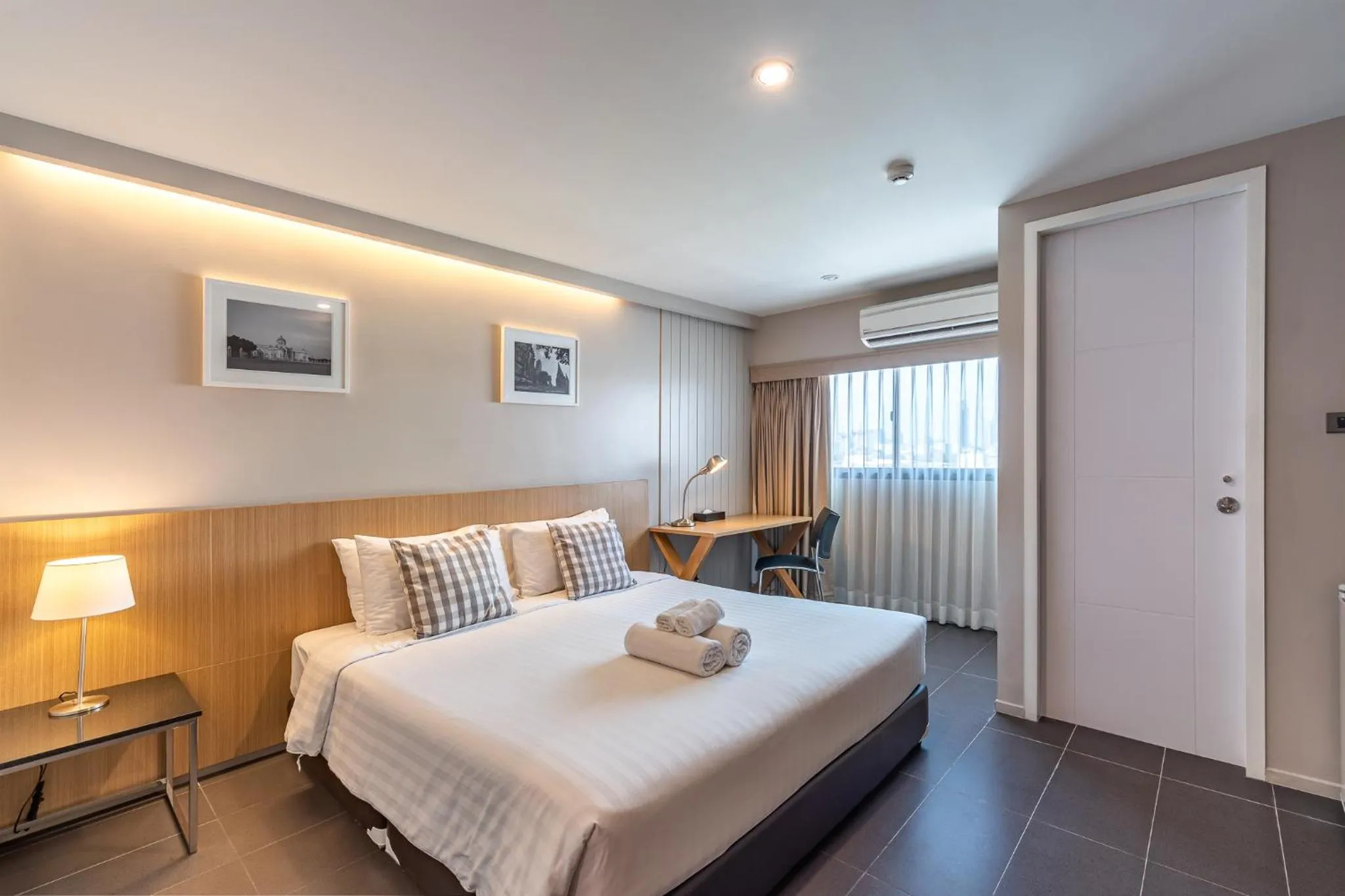 Photo of the whole room, Bed in Naga Residence