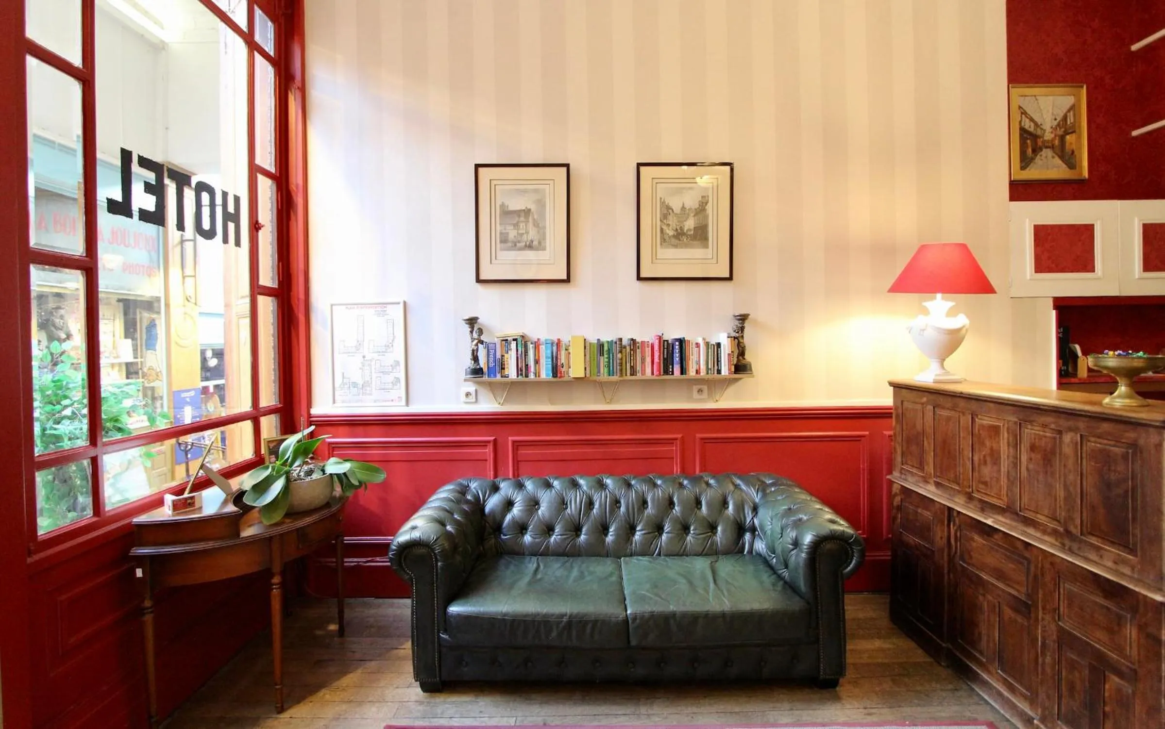Lobby or reception in Hôtel Chopin