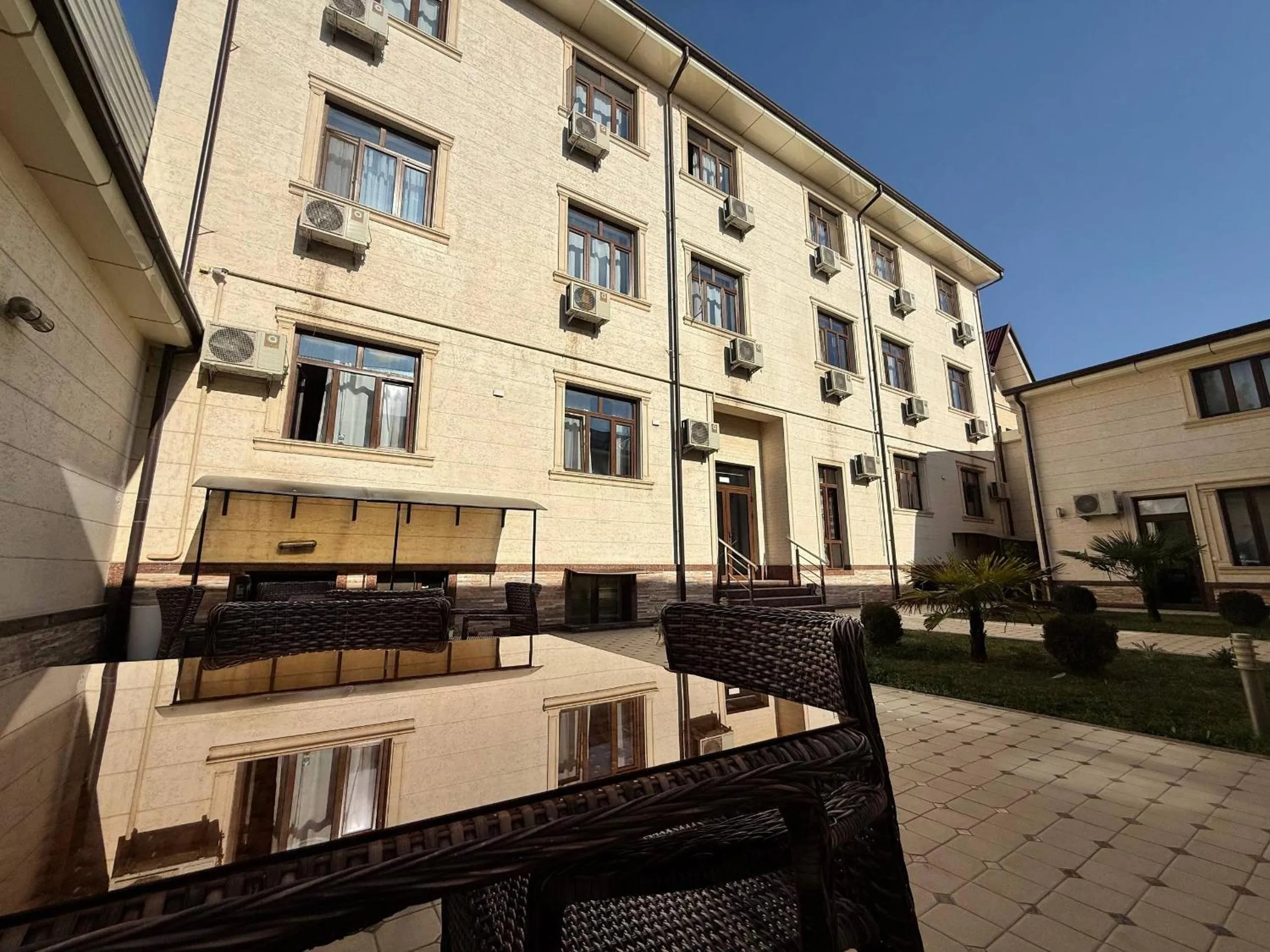 Inner courtyard view in Grand Art Hotel
