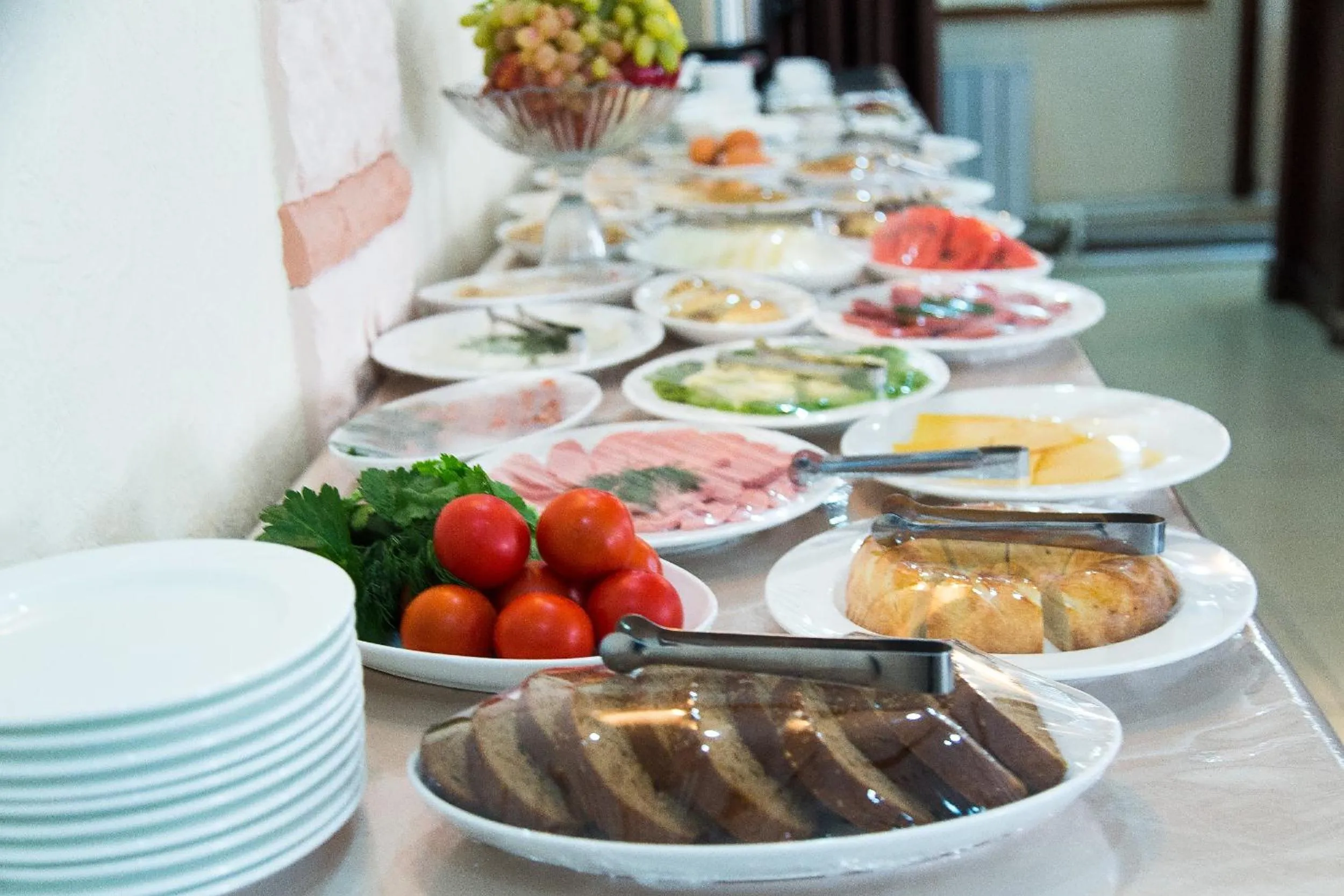 Food and drinks in Grand ART