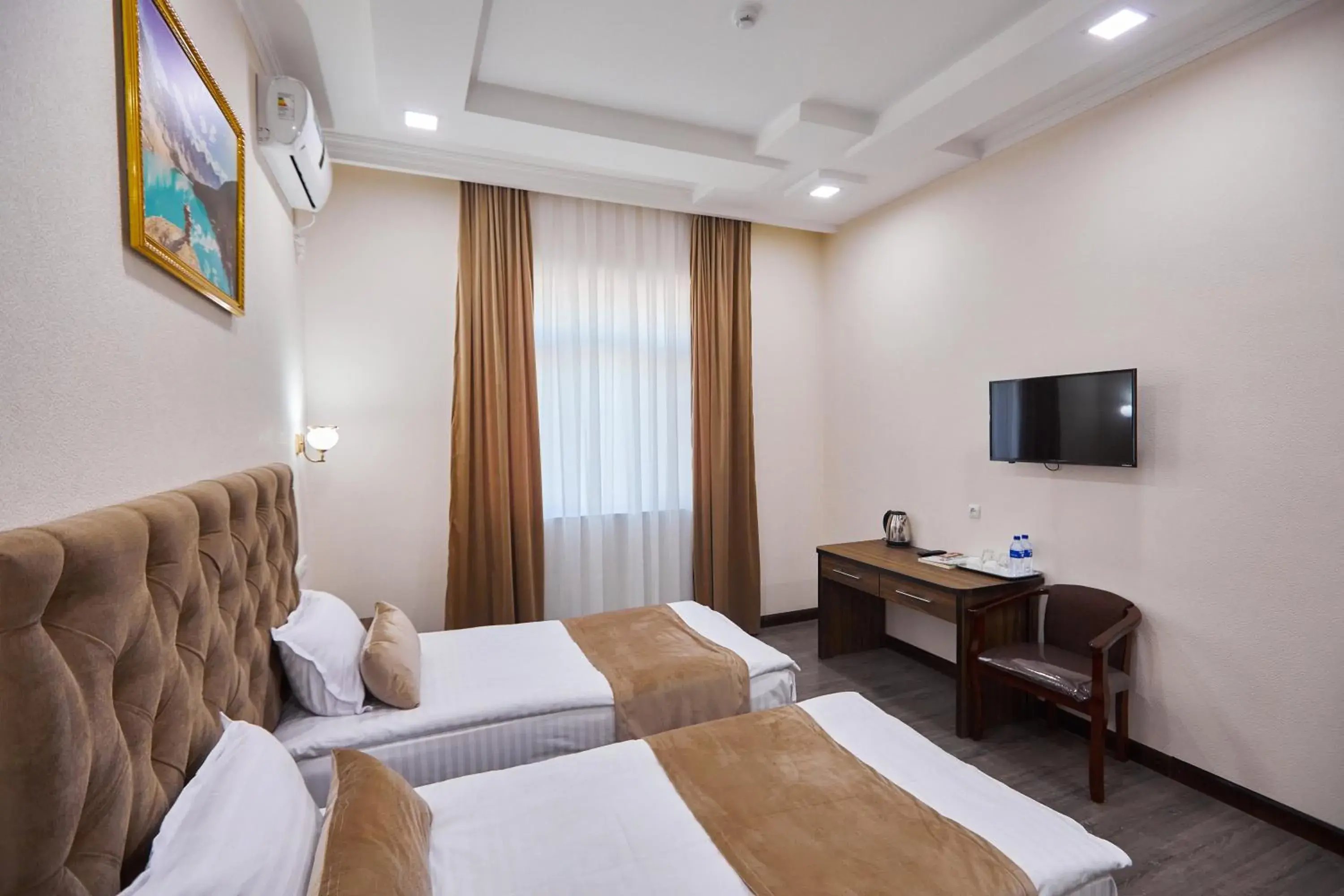 Twin Room - single occupancy in Grand ART Twin Room - single occupancy in Grand ART