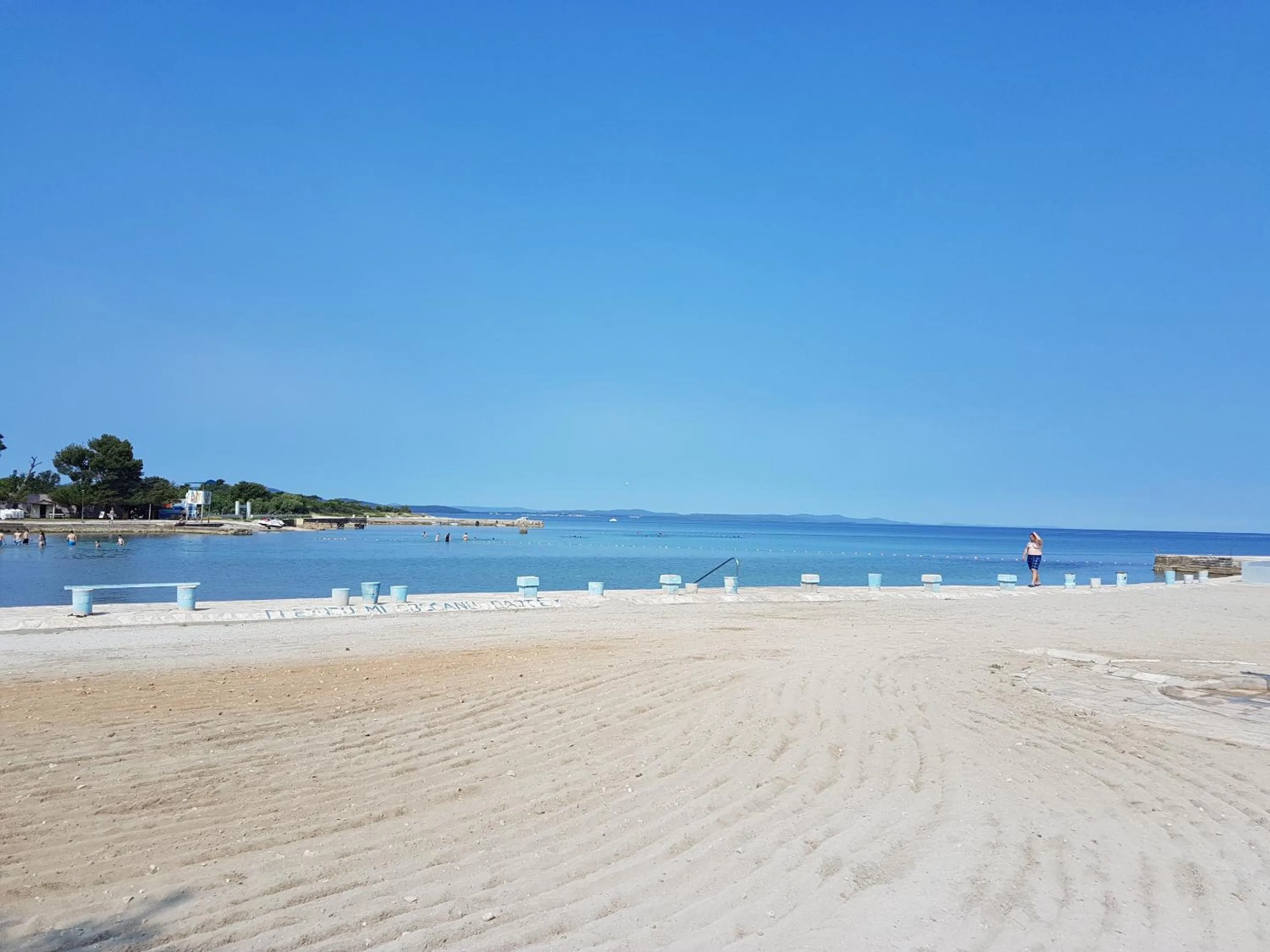 Beach in Apartment Marul