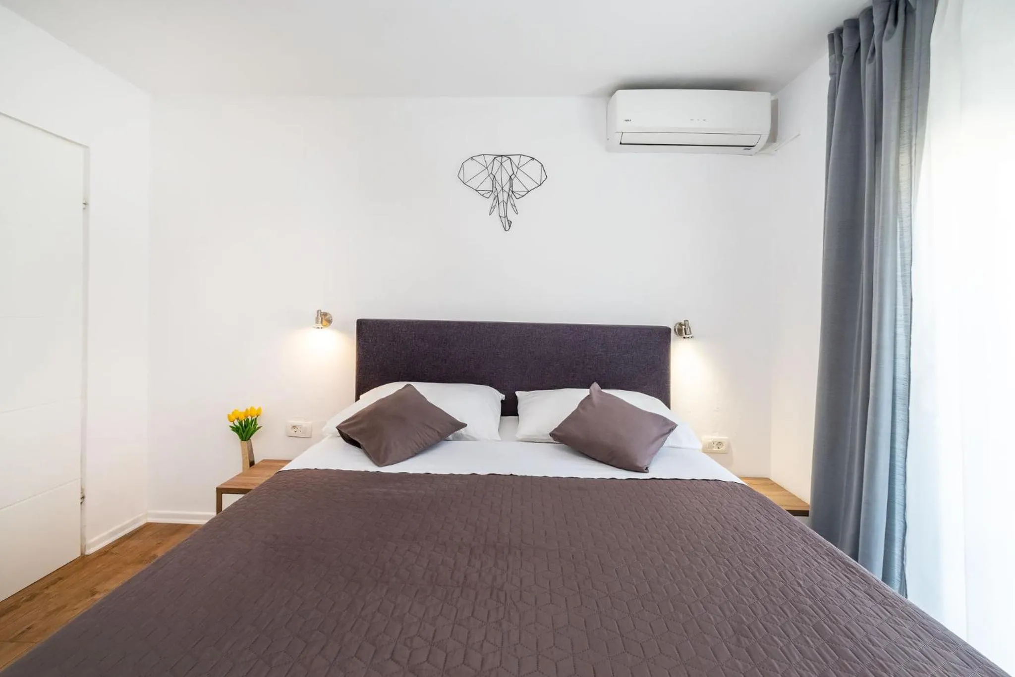 Bed in Apartment Marul