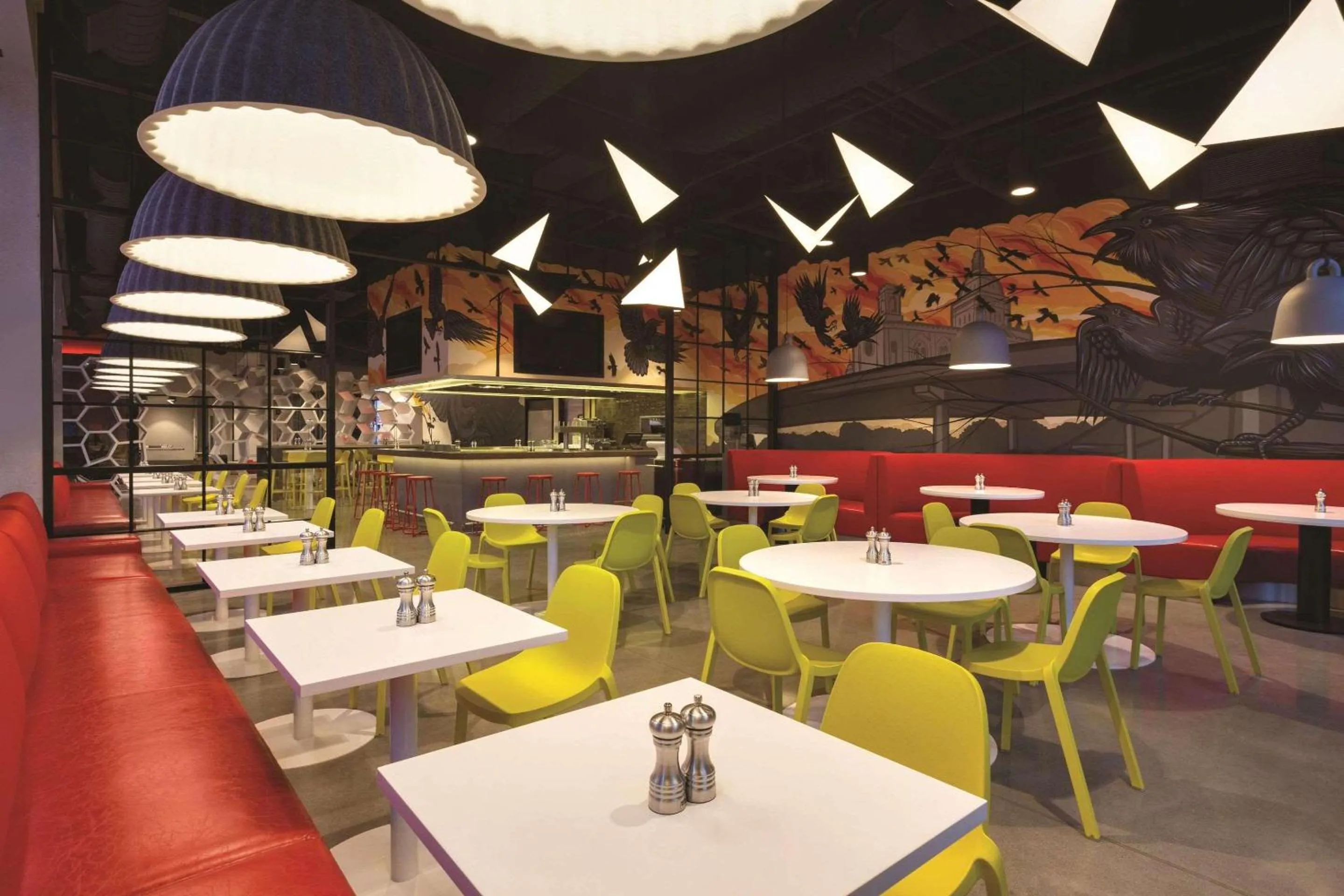 Lounge or bar in Radisson Red Minneapolis Downtown