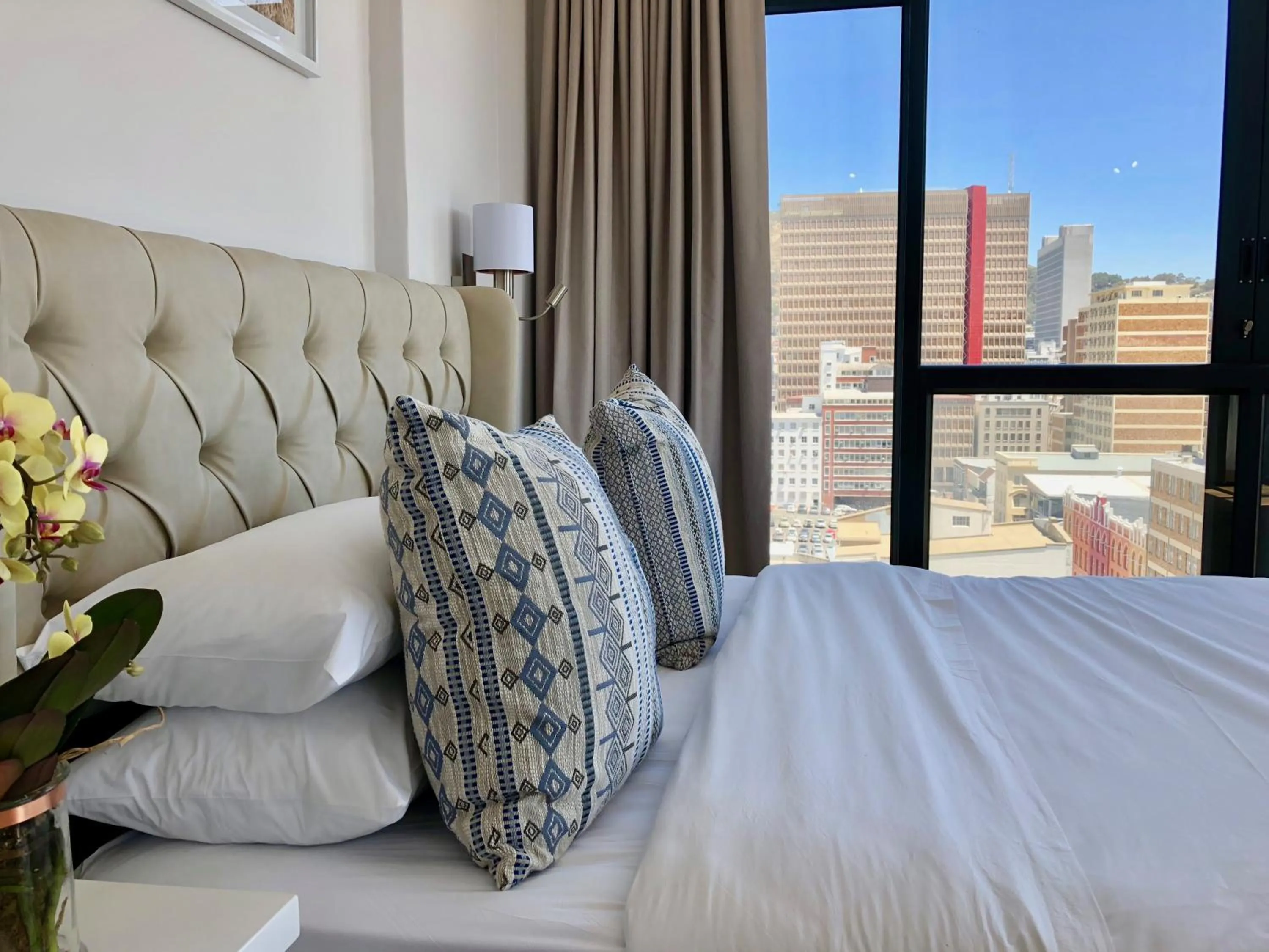 Bedroom, Bed in Urban Oasis At The Four Seasons