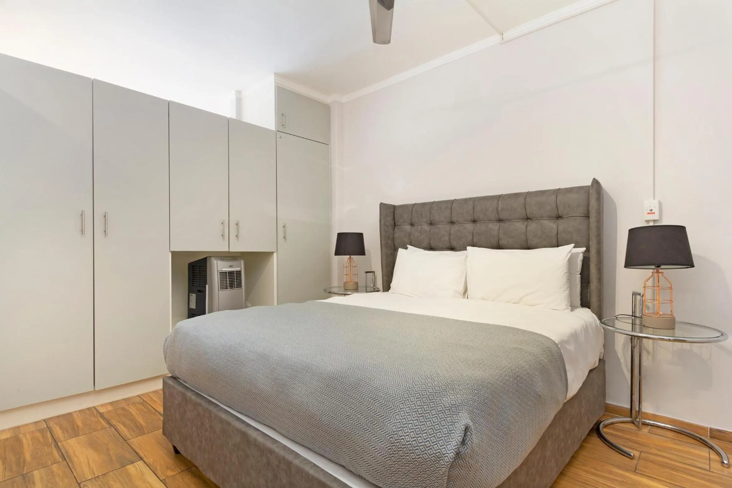 Bedroom, Bed in Urban Oasis At The Four Seasons