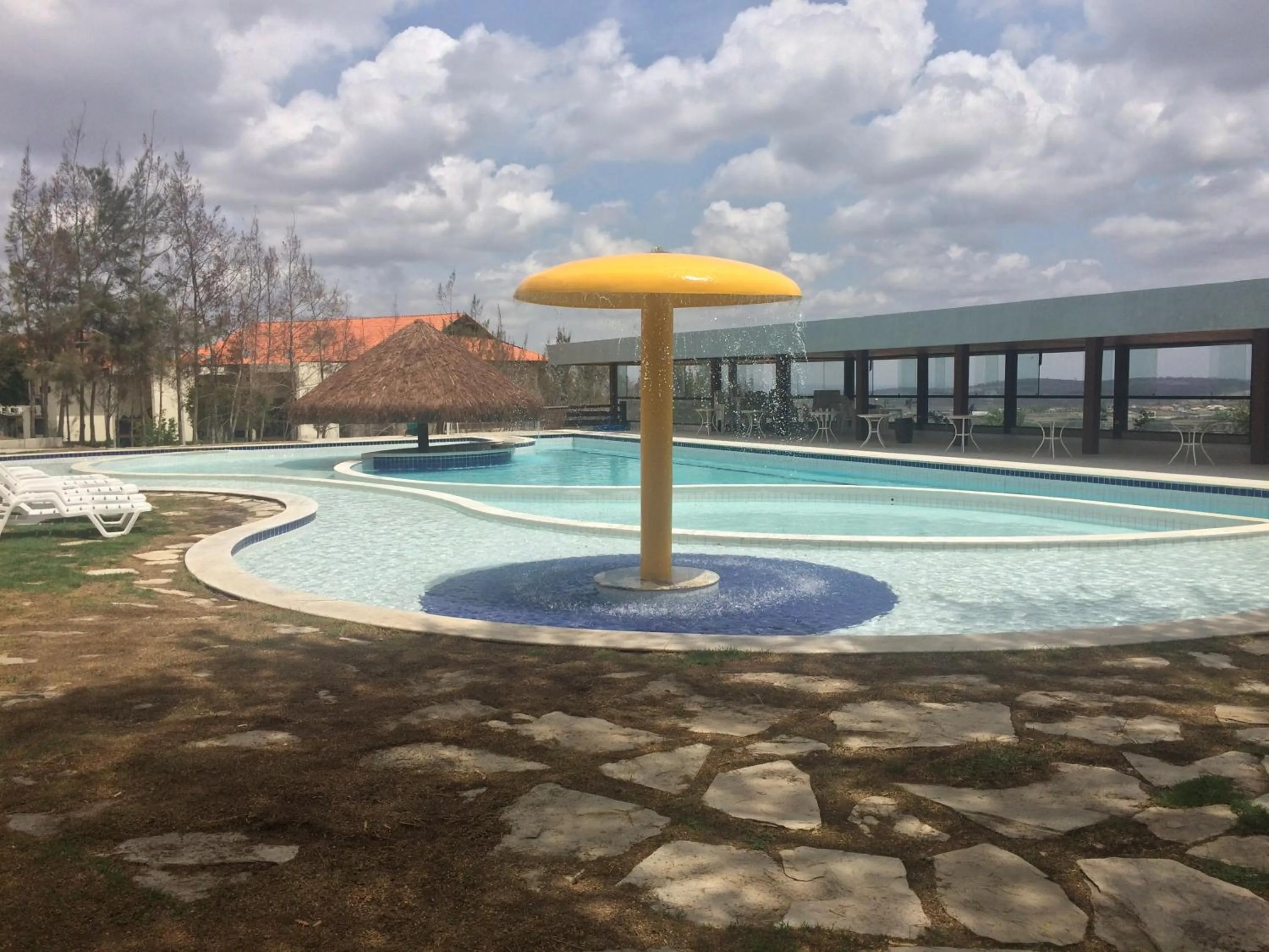 Pool view in Monte Castelo Gravatá - Flat