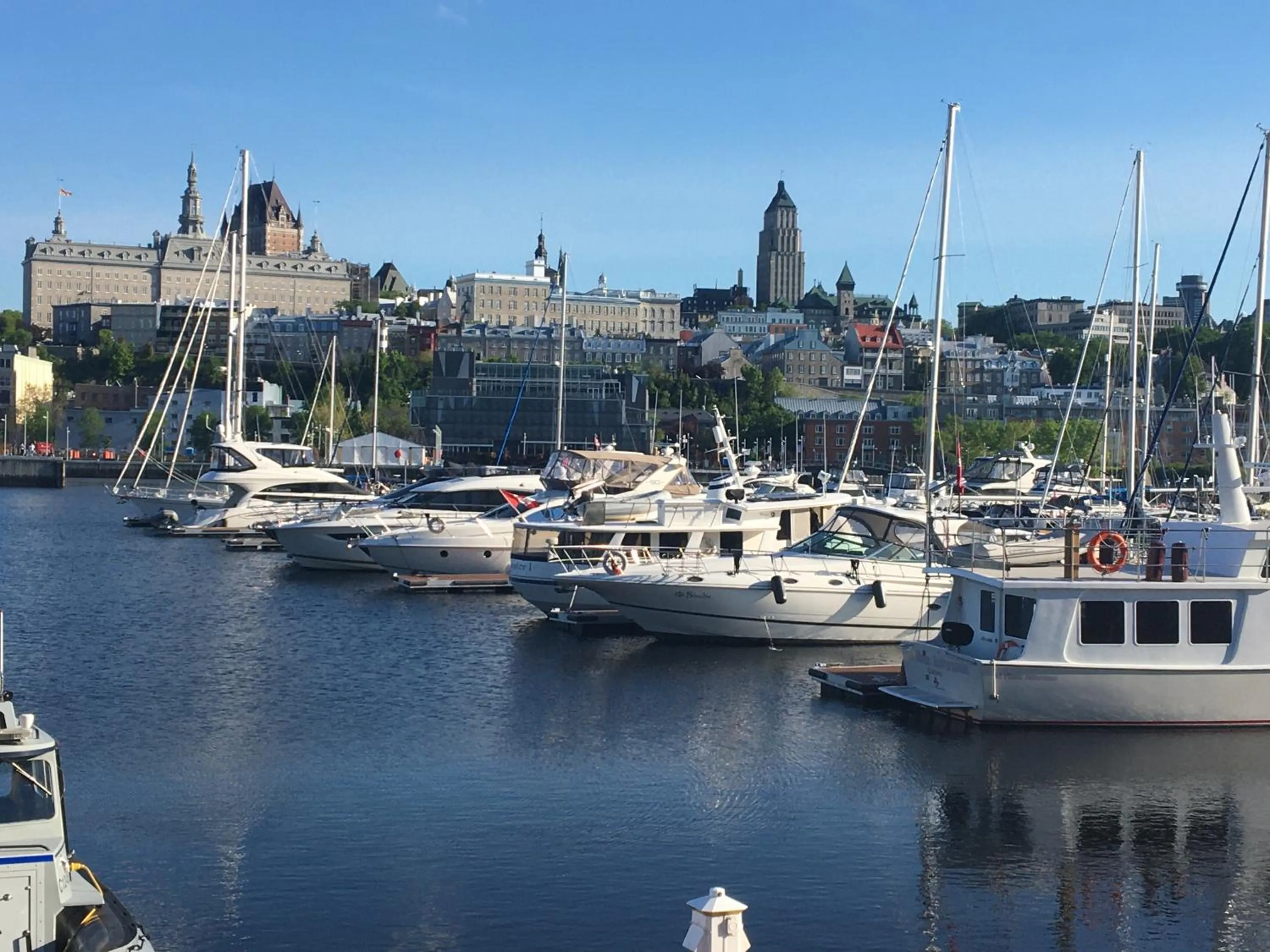 City view in Gite (B&B) du Vieux-Port