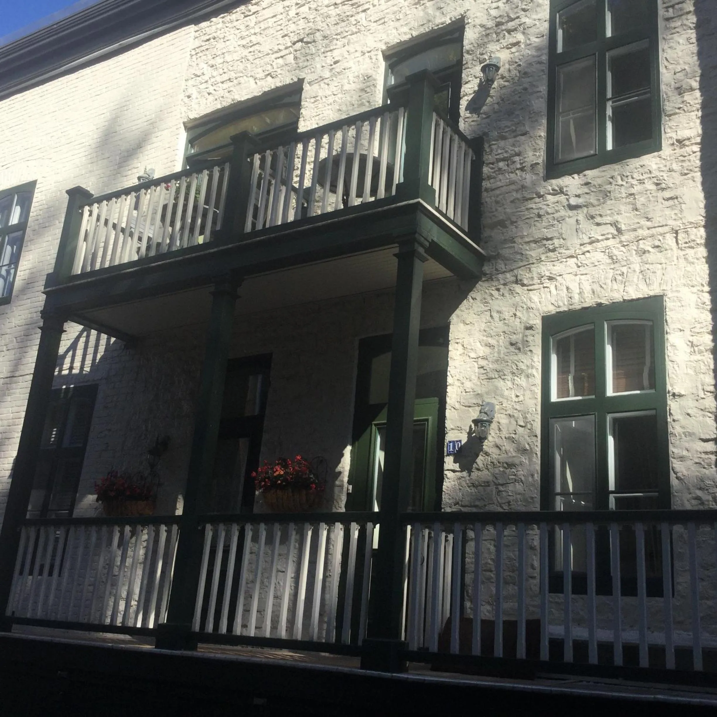 Facade/entrance in Gite (B&B) du Vieux-Port