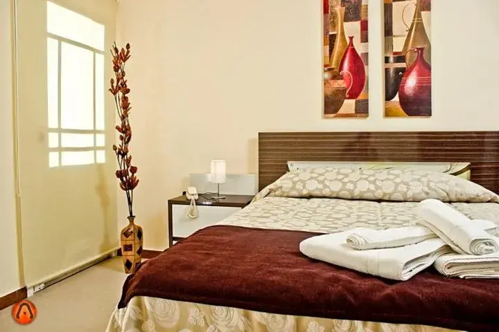 Superior Quadruple Room in Hotel Esmeralda Superior Quadruple Room in Hotel Esmeralda