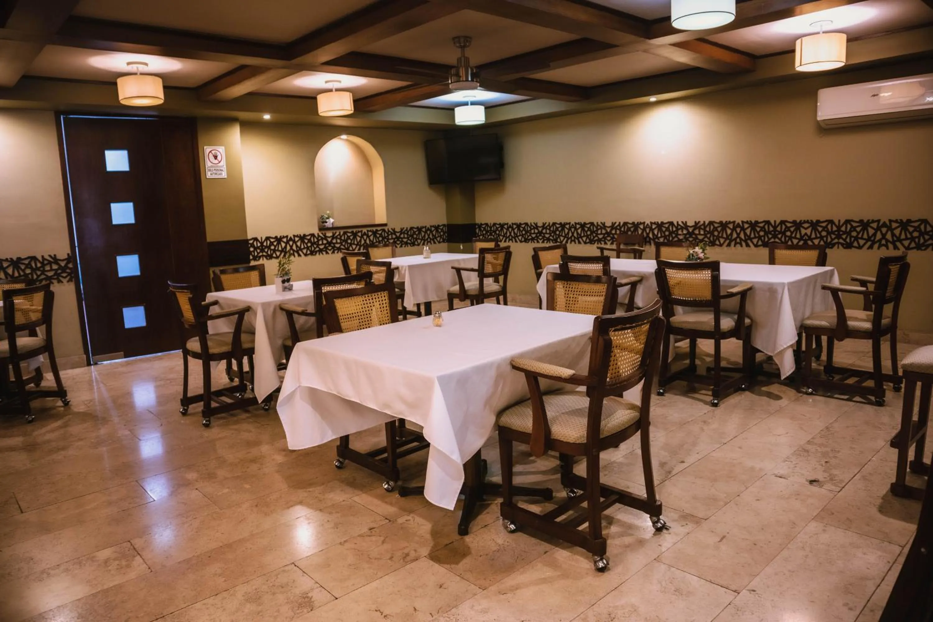 Restaurant/places to eat in Hotel Posada del Virrey