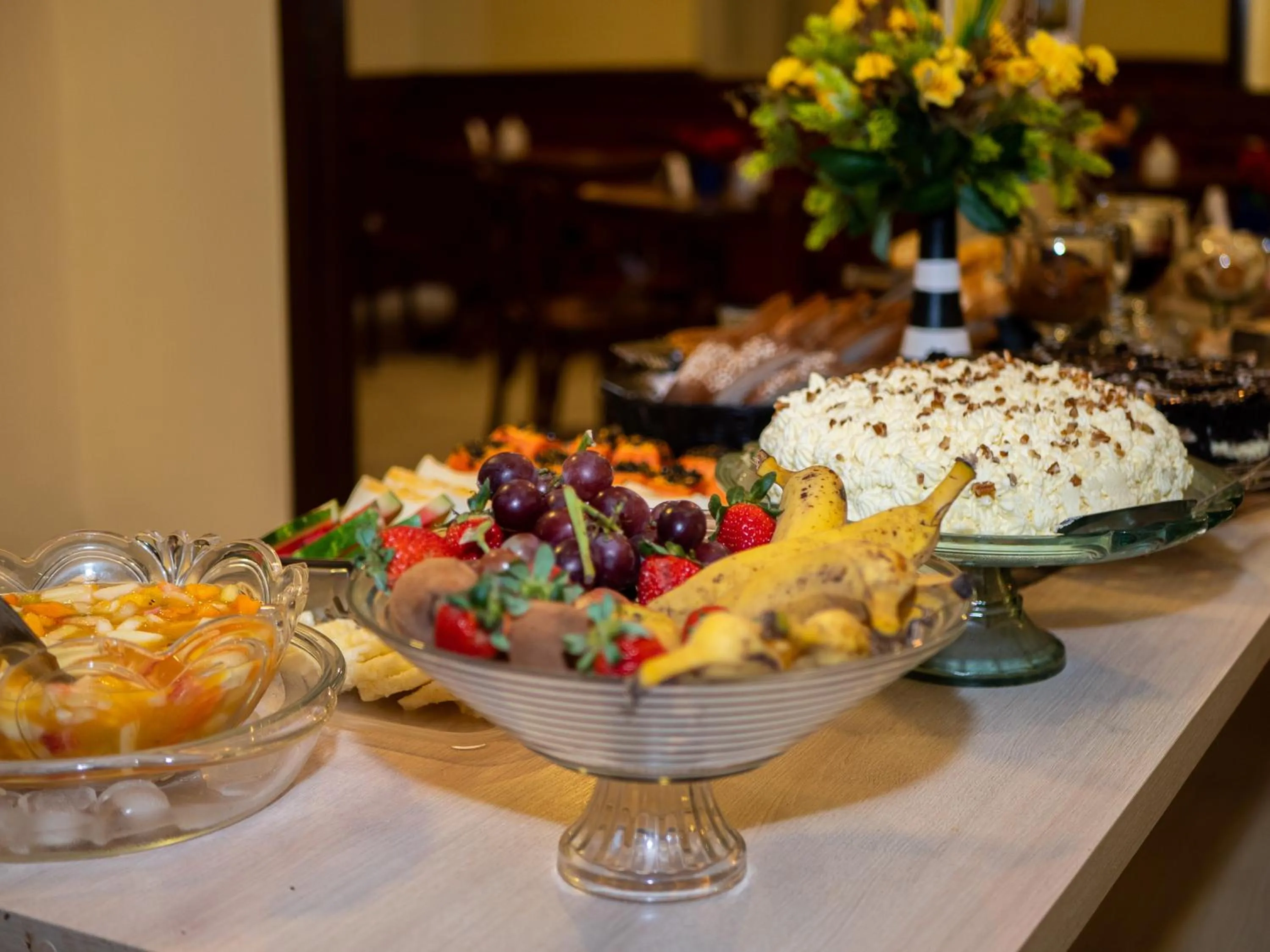 Food in Alameda Alegra Hotel