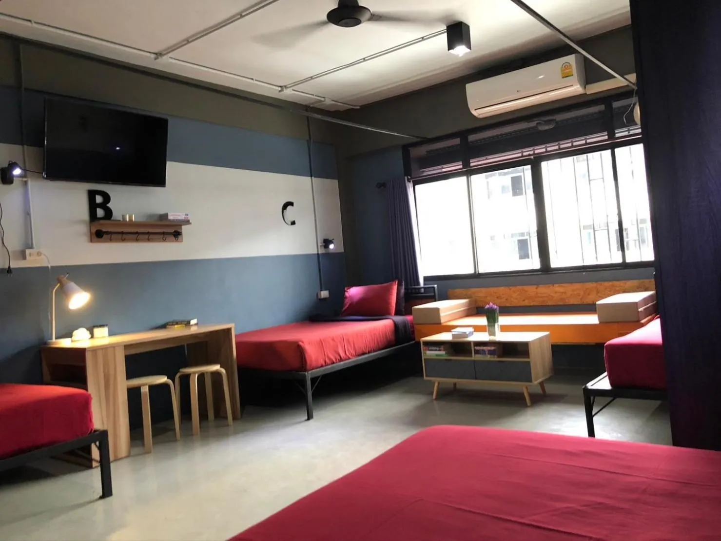 Bed in Amity Poshtel