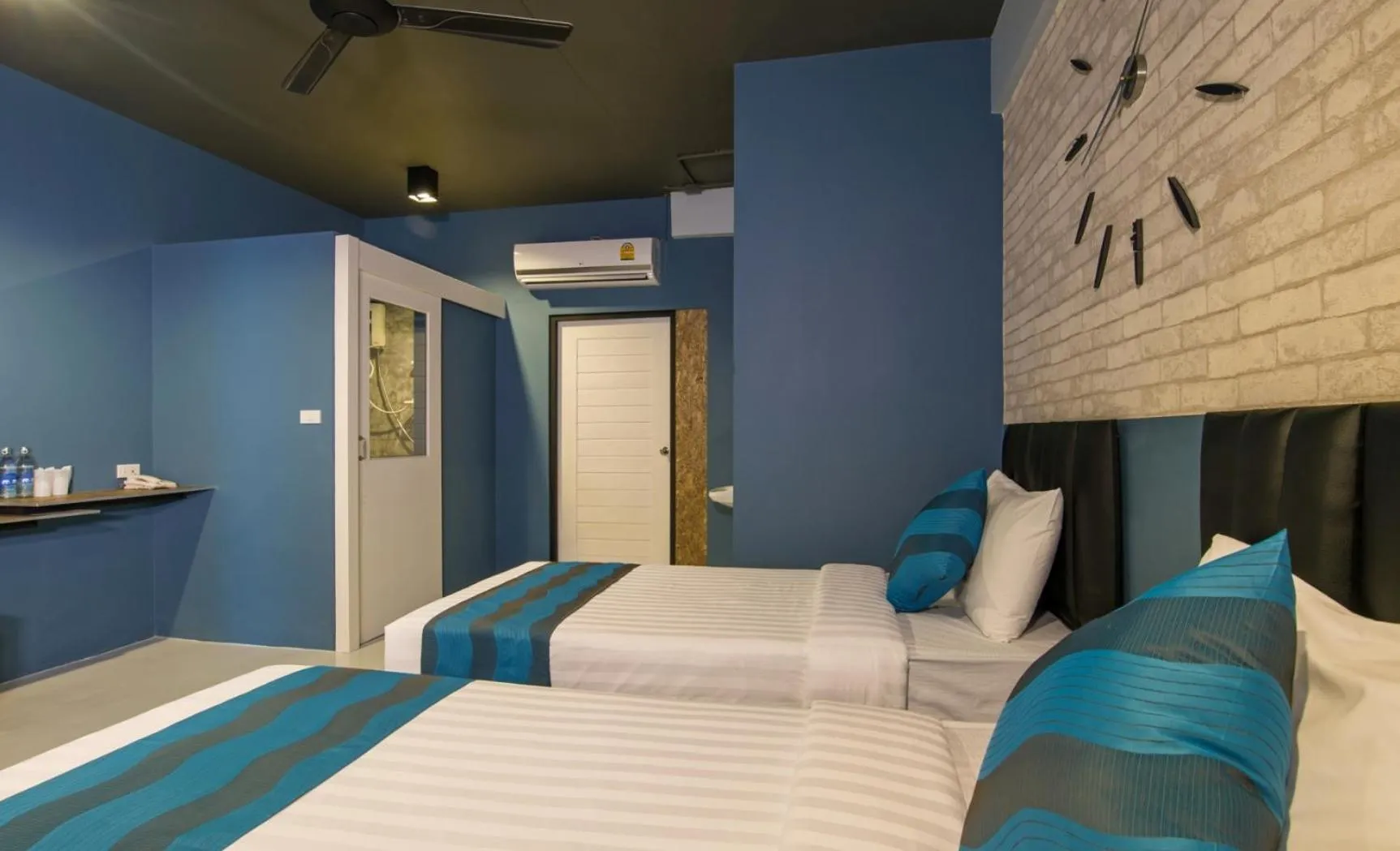 Bed in Amity Poshtel