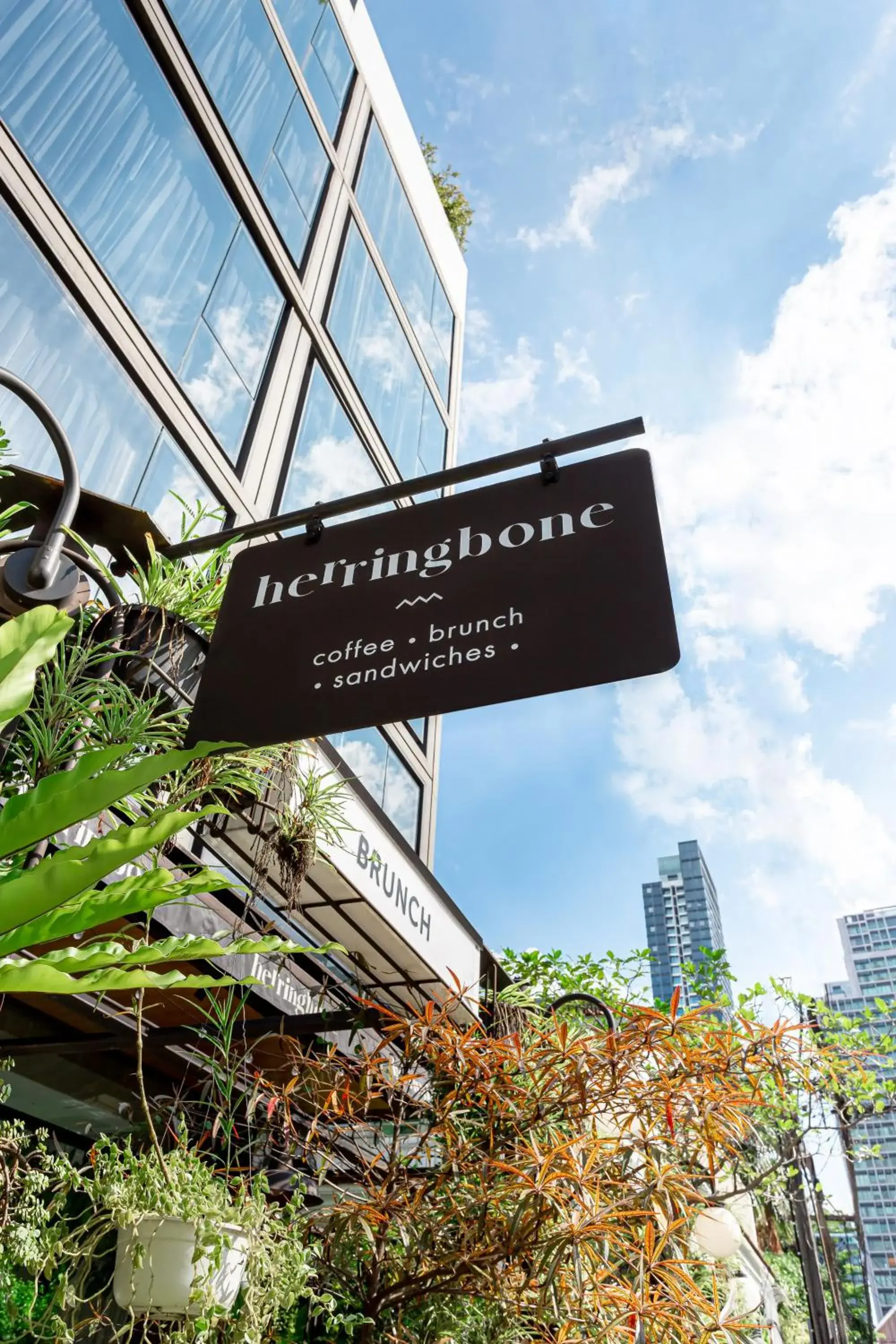 Facade/entrance in Volve Hotel Bangkok Facade/entrance in Volve Hotel Bangkok