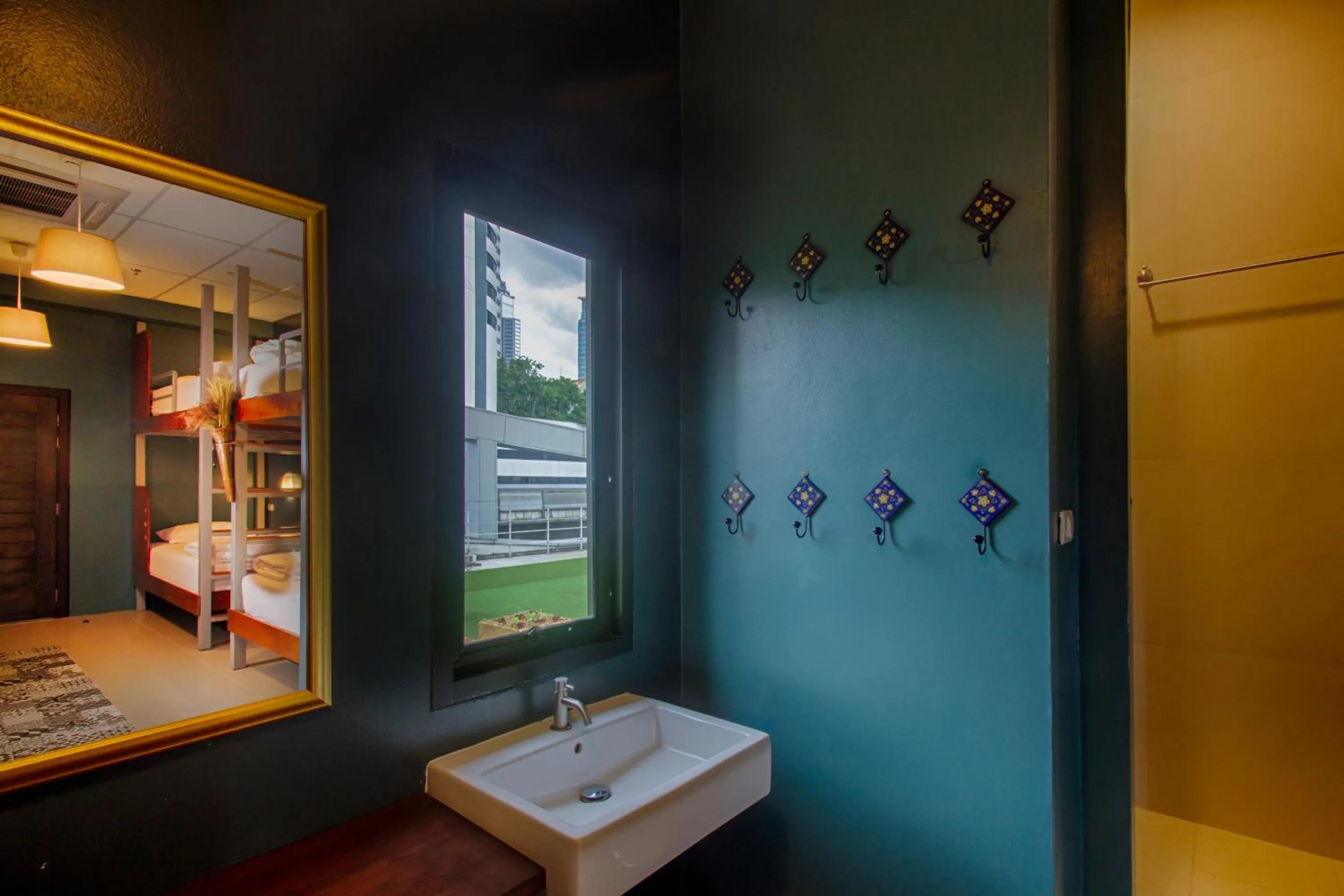 bunk bed in Hom Hostel & Cooking Club