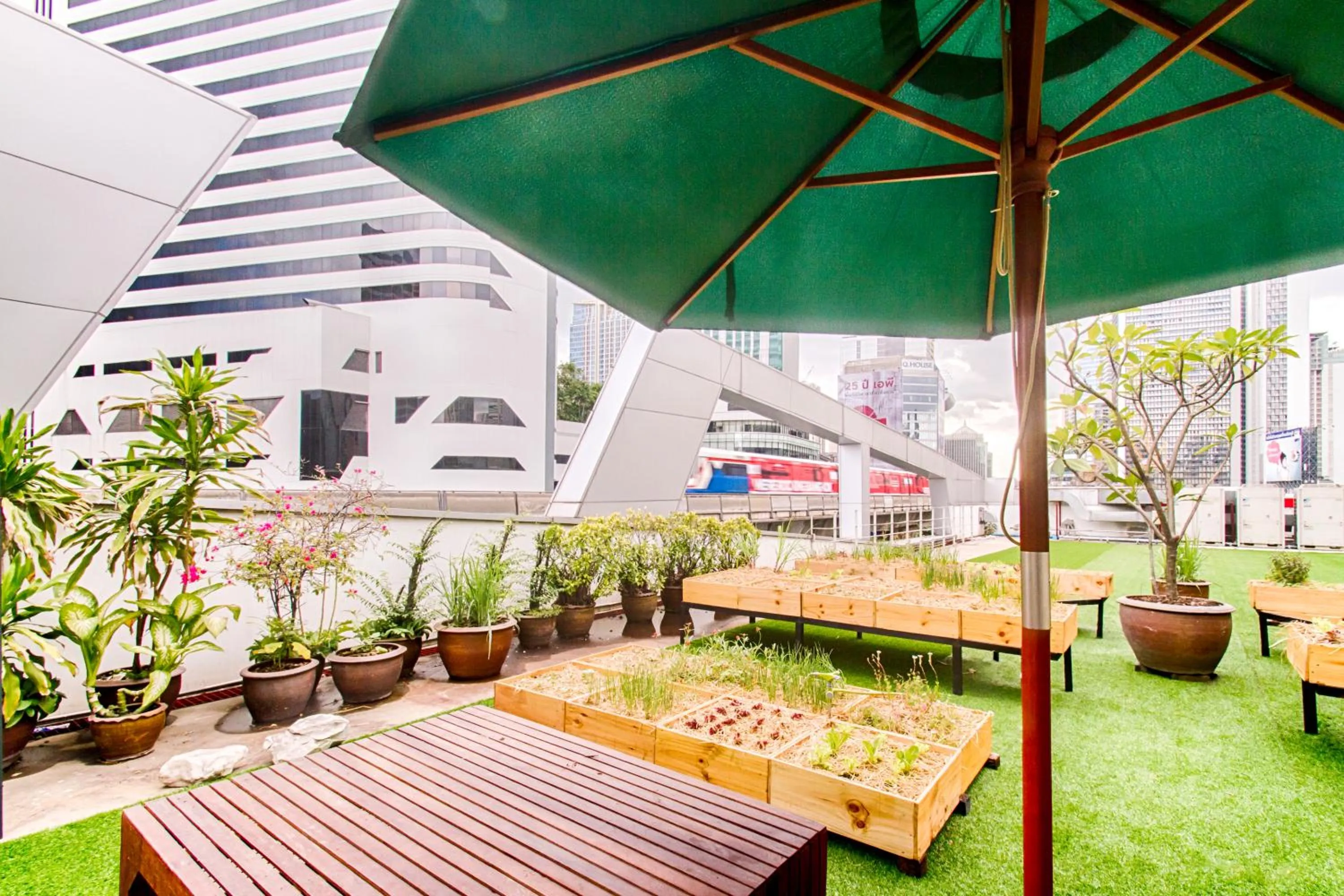 Lounge or bar in Hom Hostel & Cooking Club