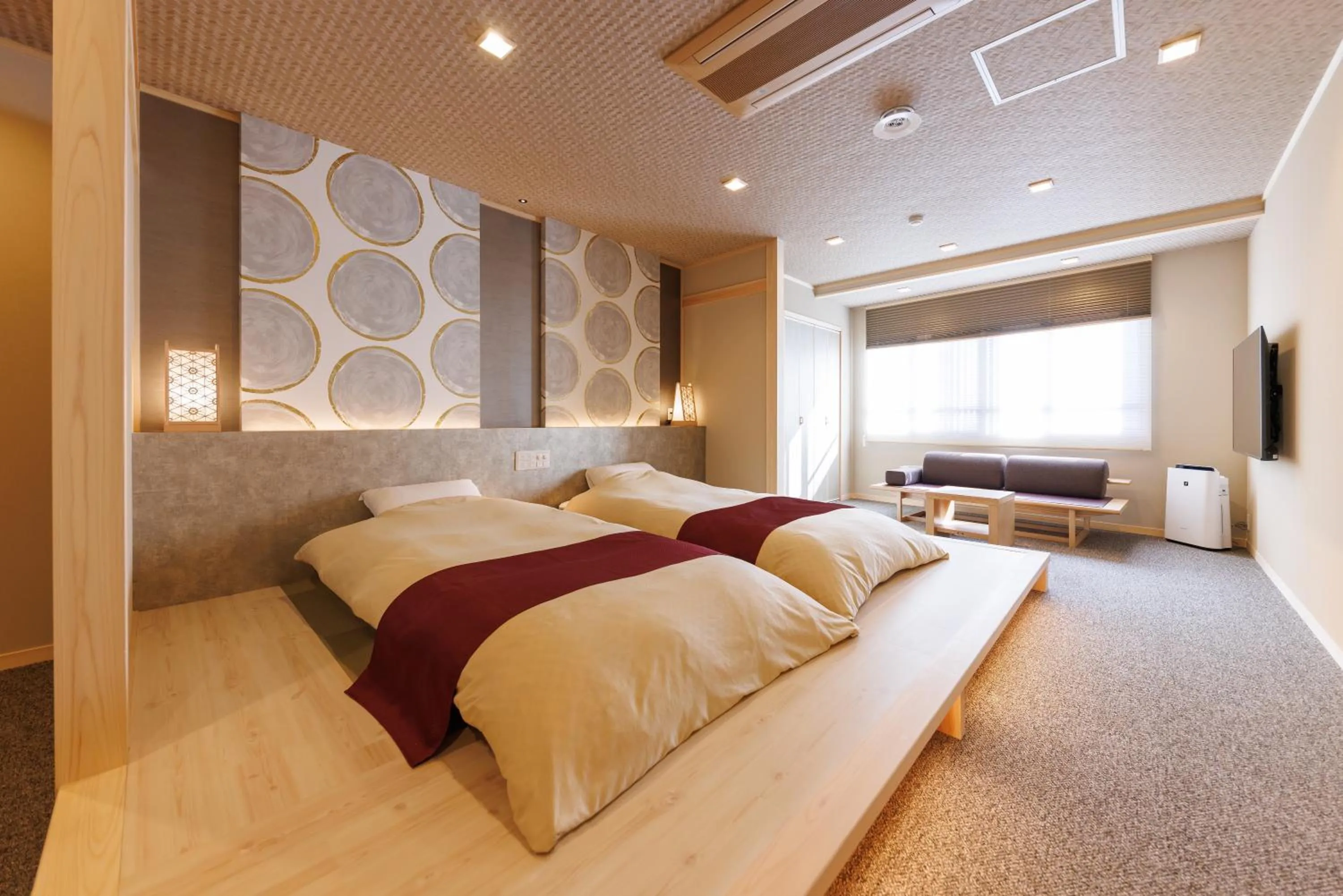 Living room, Bed in Izu atagawa Yubana mankai -Adult Only-