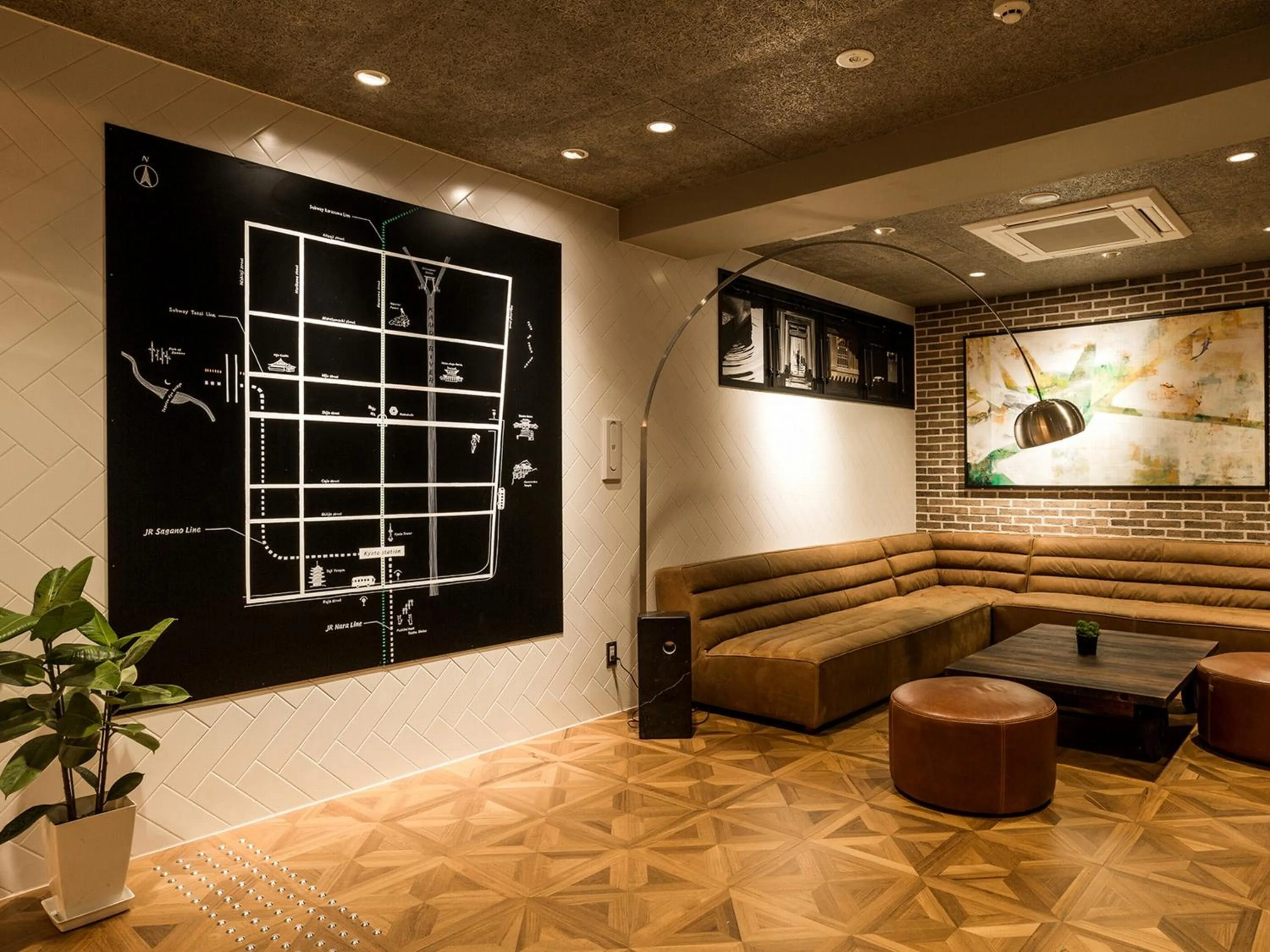 Lounge or bar in Sakura Terrace The Atelier