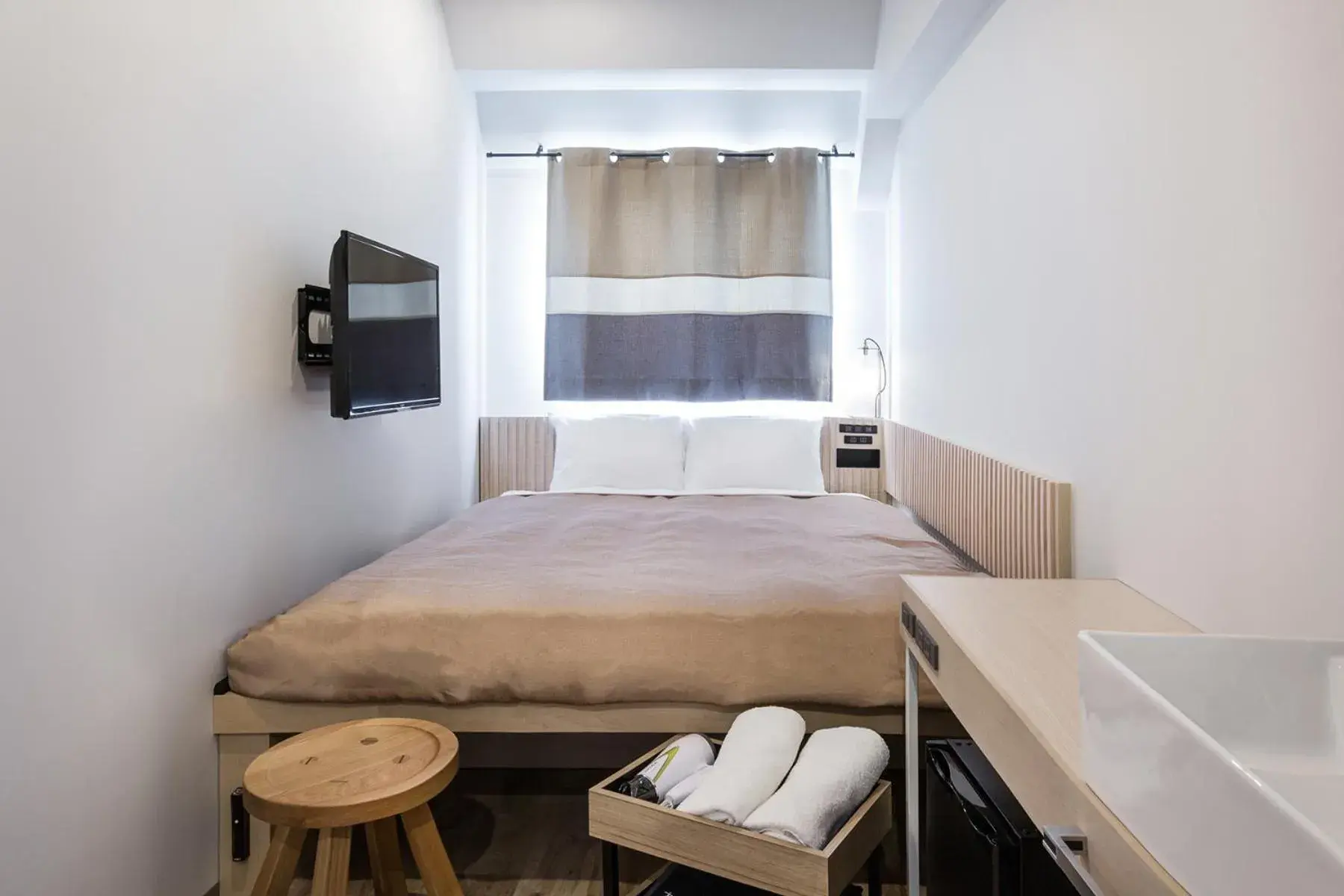 Bed, Room Photo in Sakura Terrace The Atelier