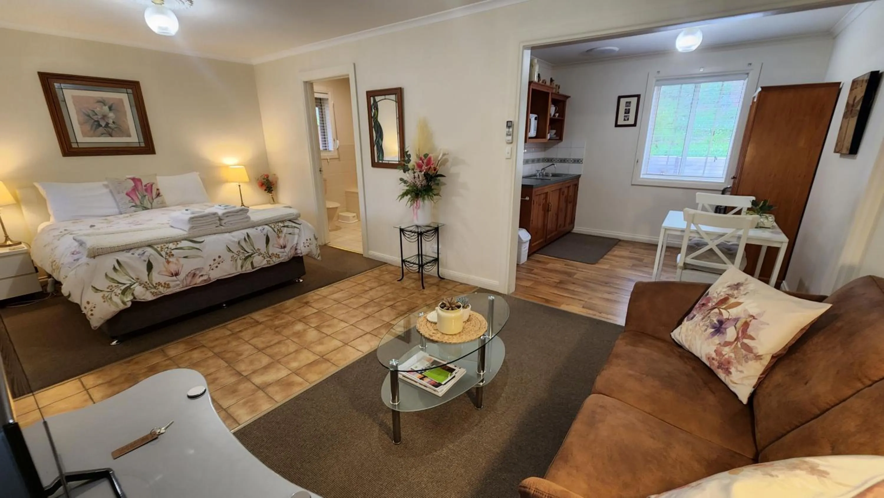 Riesling Trail & Clare Valley Cottages