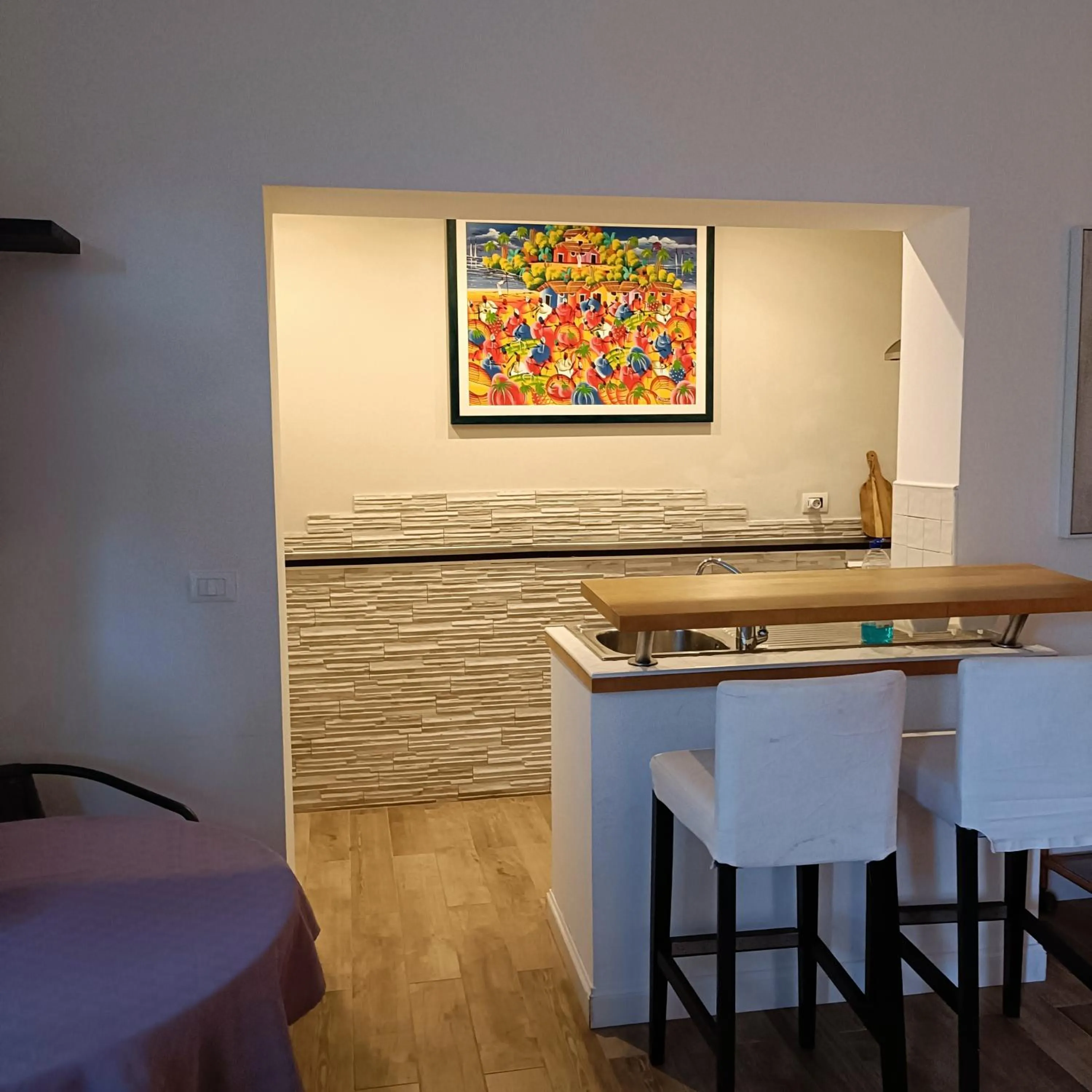 Kitchen or kitchenette in Gian Paul Hotel