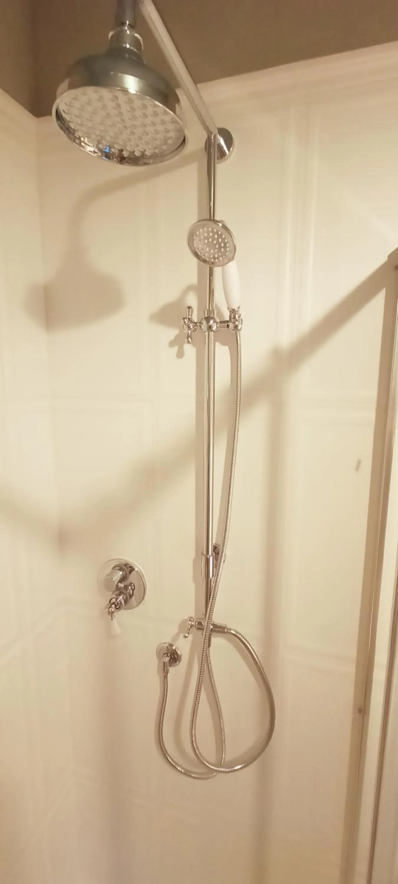 Bathroom in Gian Paul Hotel