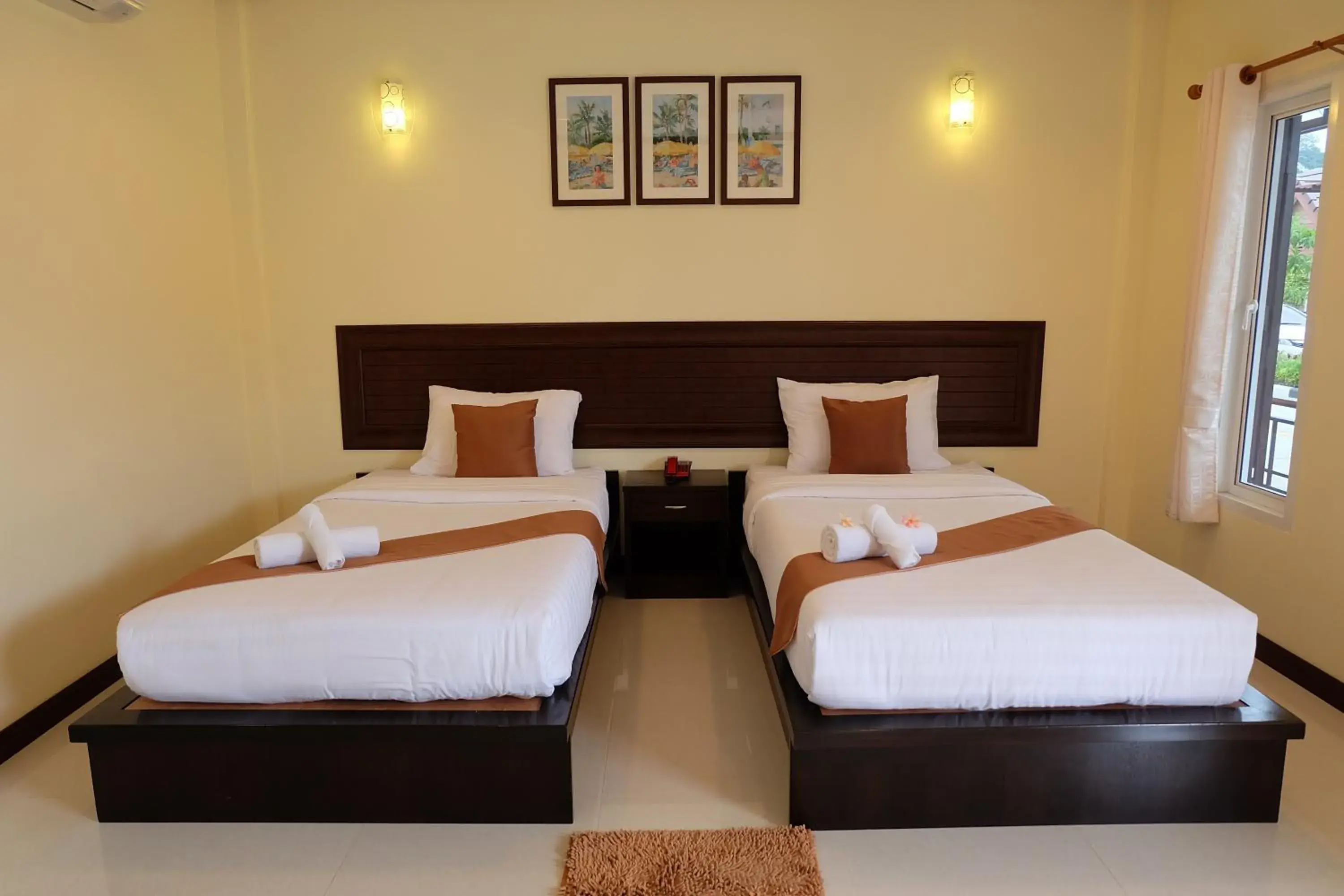 Standard Twin Room in Baan Por Pla Resort Standard Twin Room in Baan Por Pla Resort