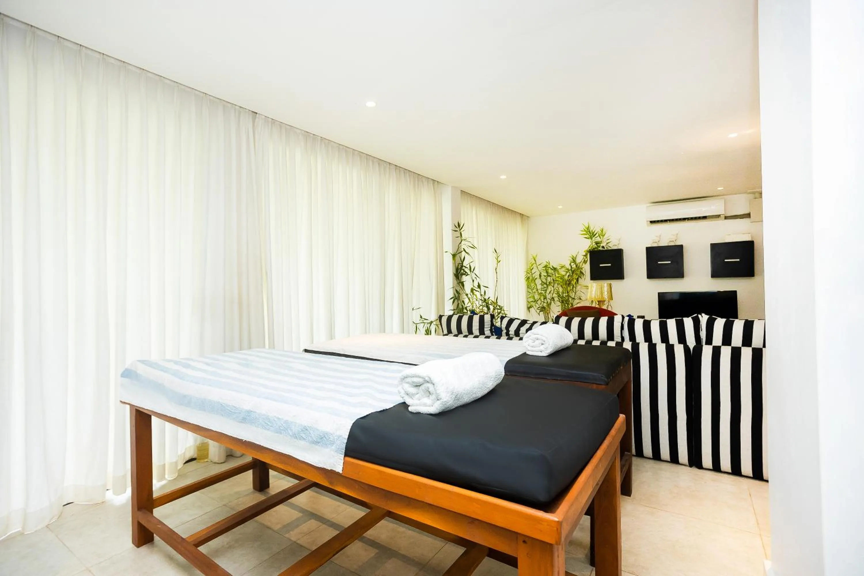 Bed in Green Turtle Villa by TSC, Bentota