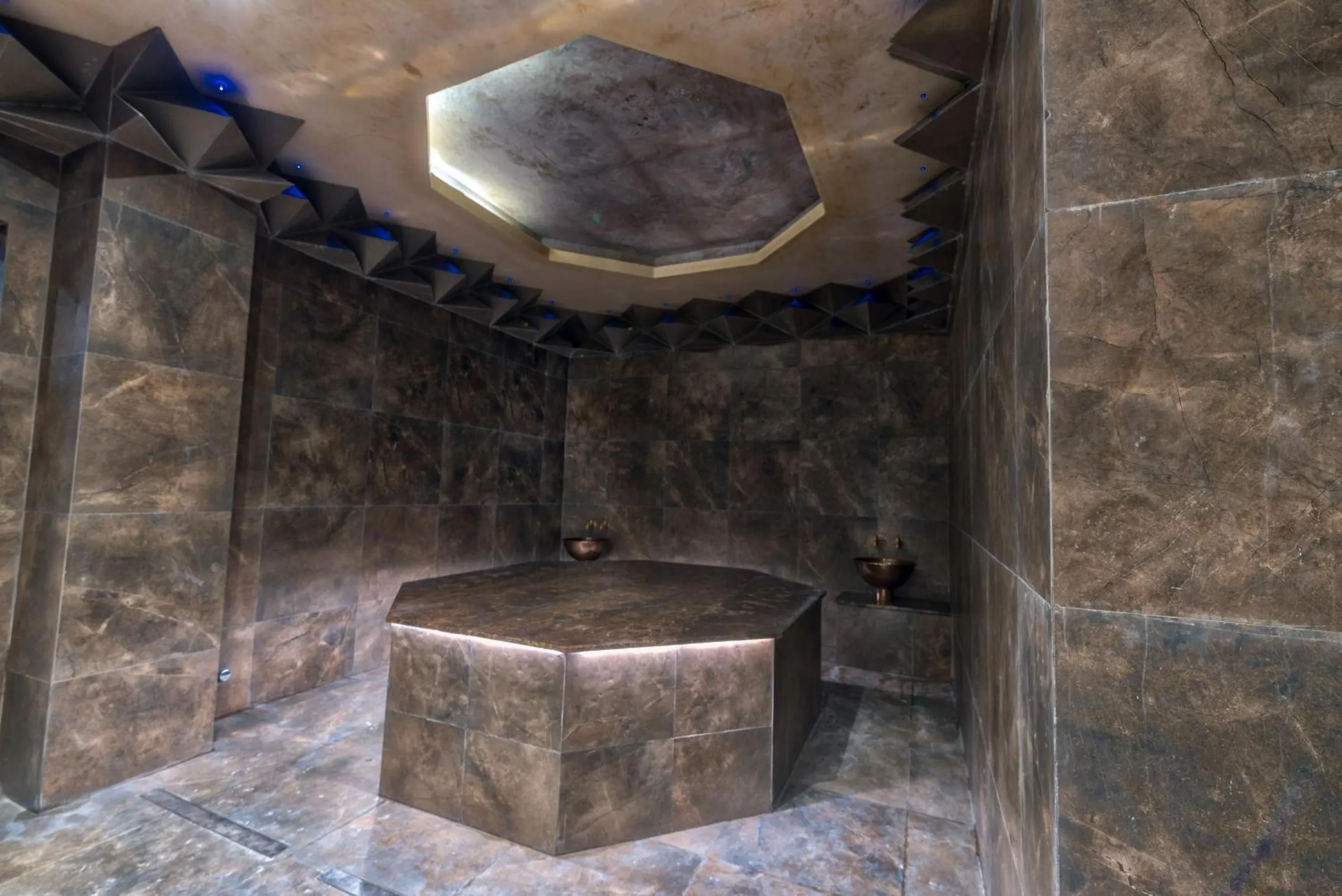 Steam room in Hotel Arte SPA & Park