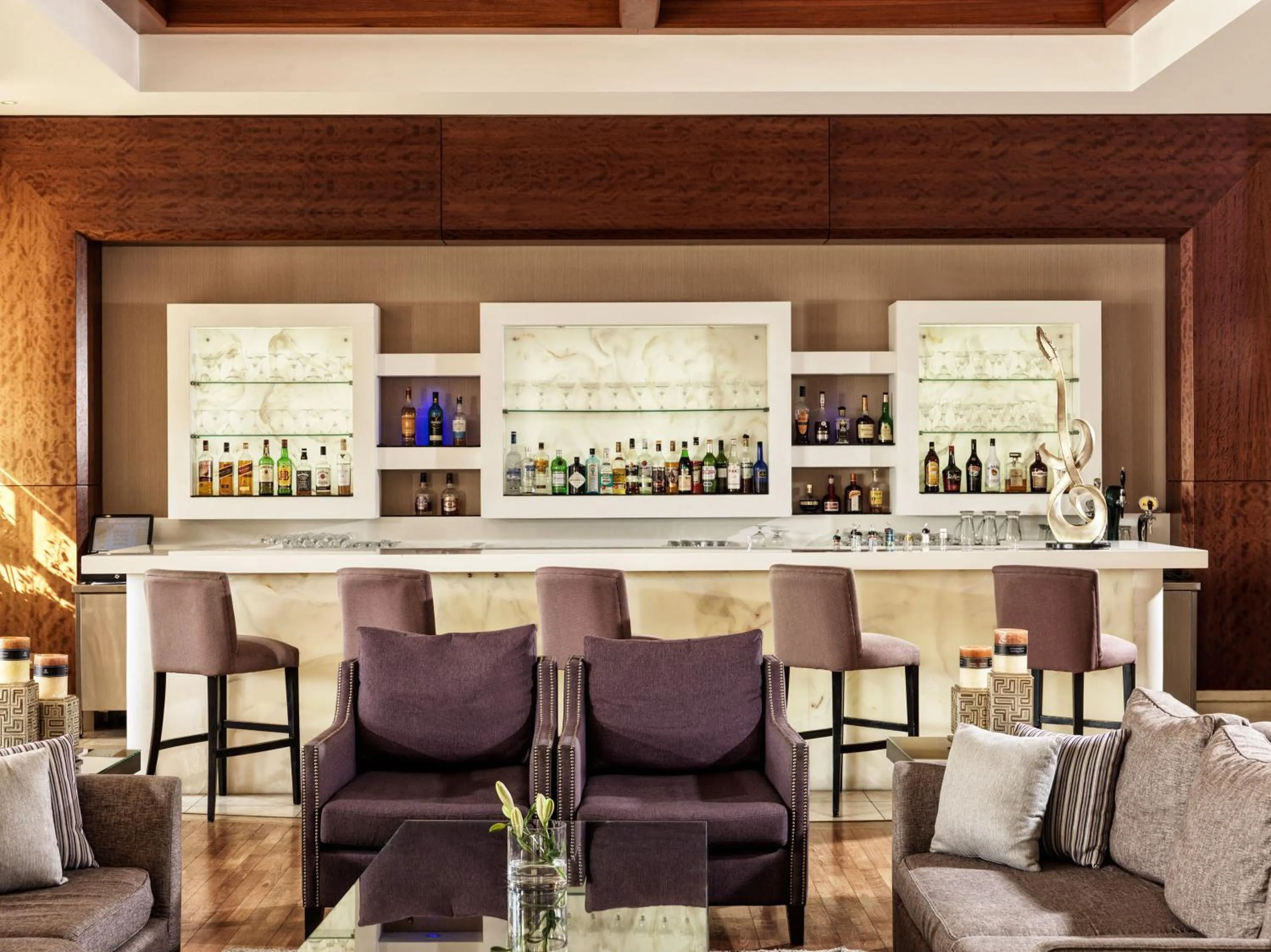 Lounge or bar in Aphrodite Hills Hotel