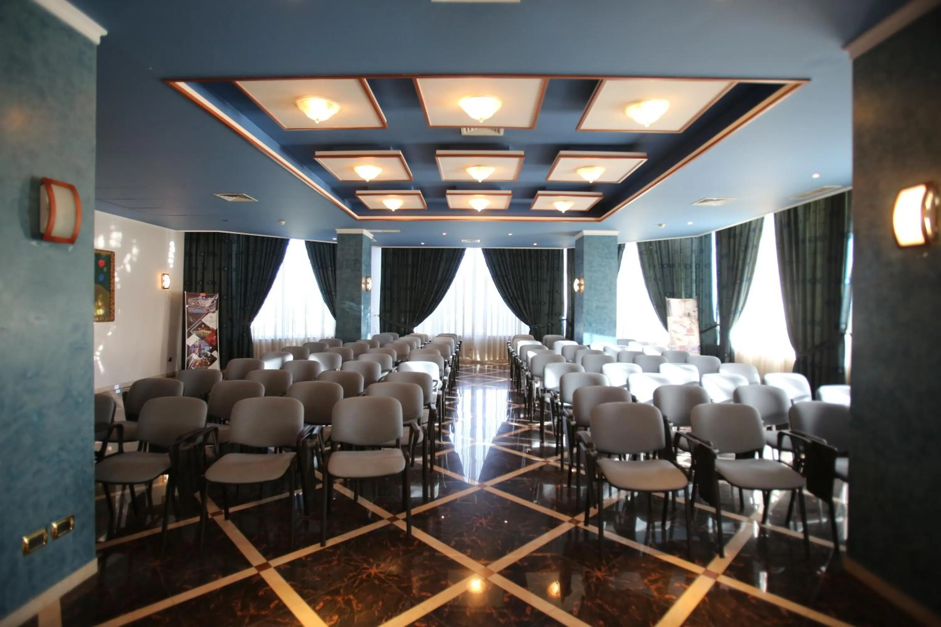 Meeting/conference room in Hotel Continental