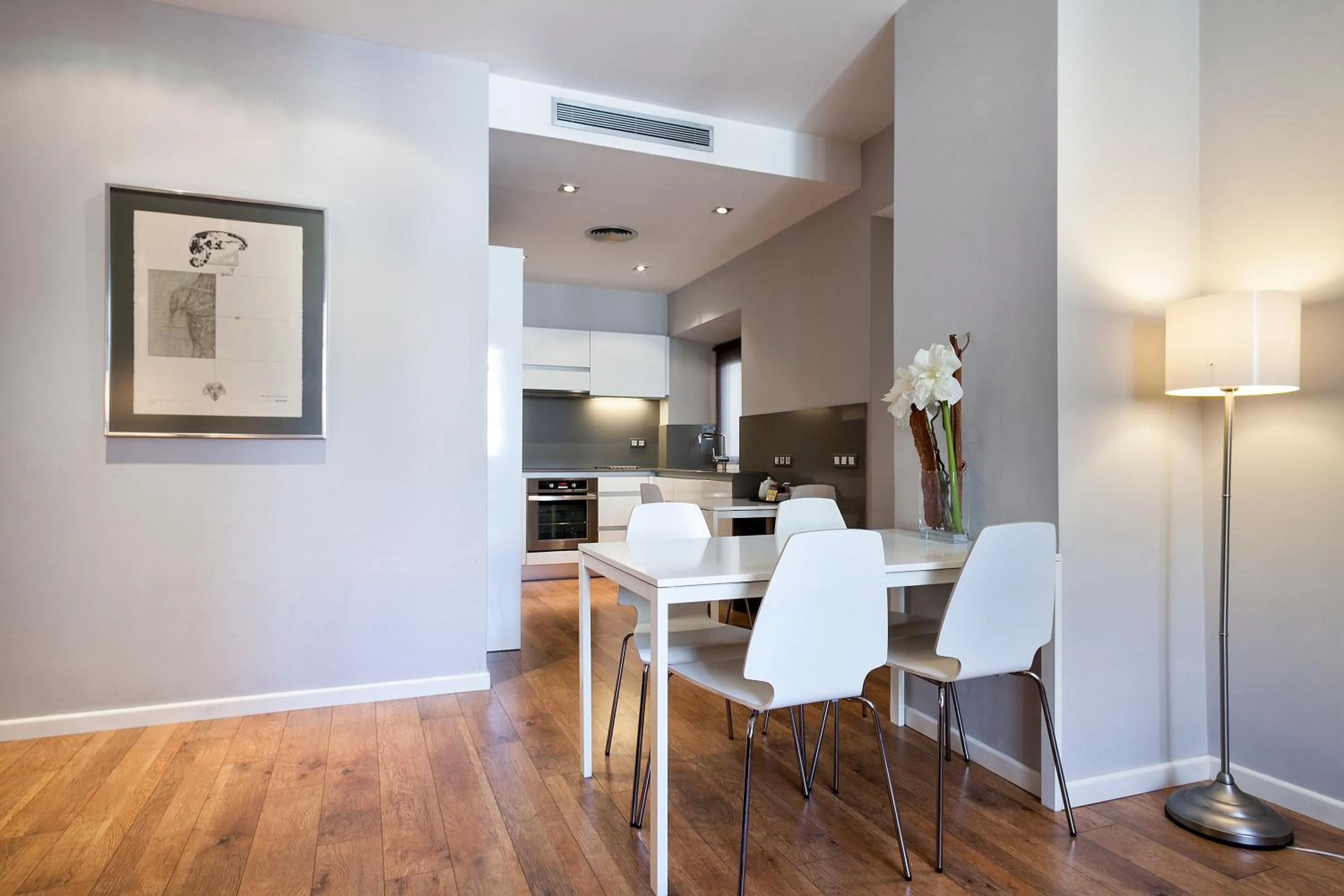 Dining area in Bonavista Apartments - Passeig de Gracia