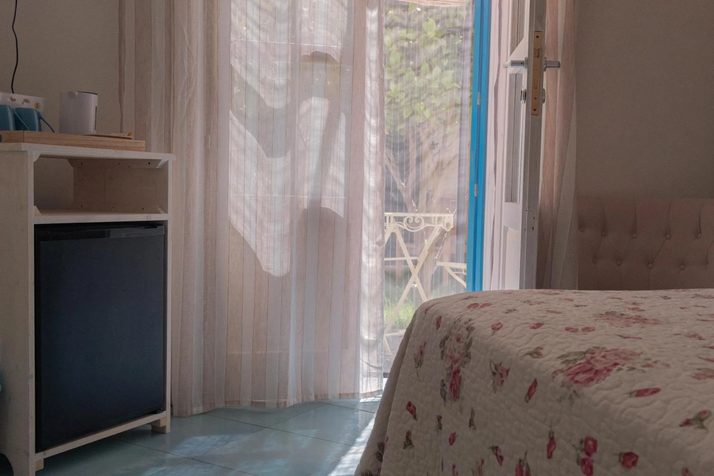 Decorative detail, Bed in La Casa del Limoneto