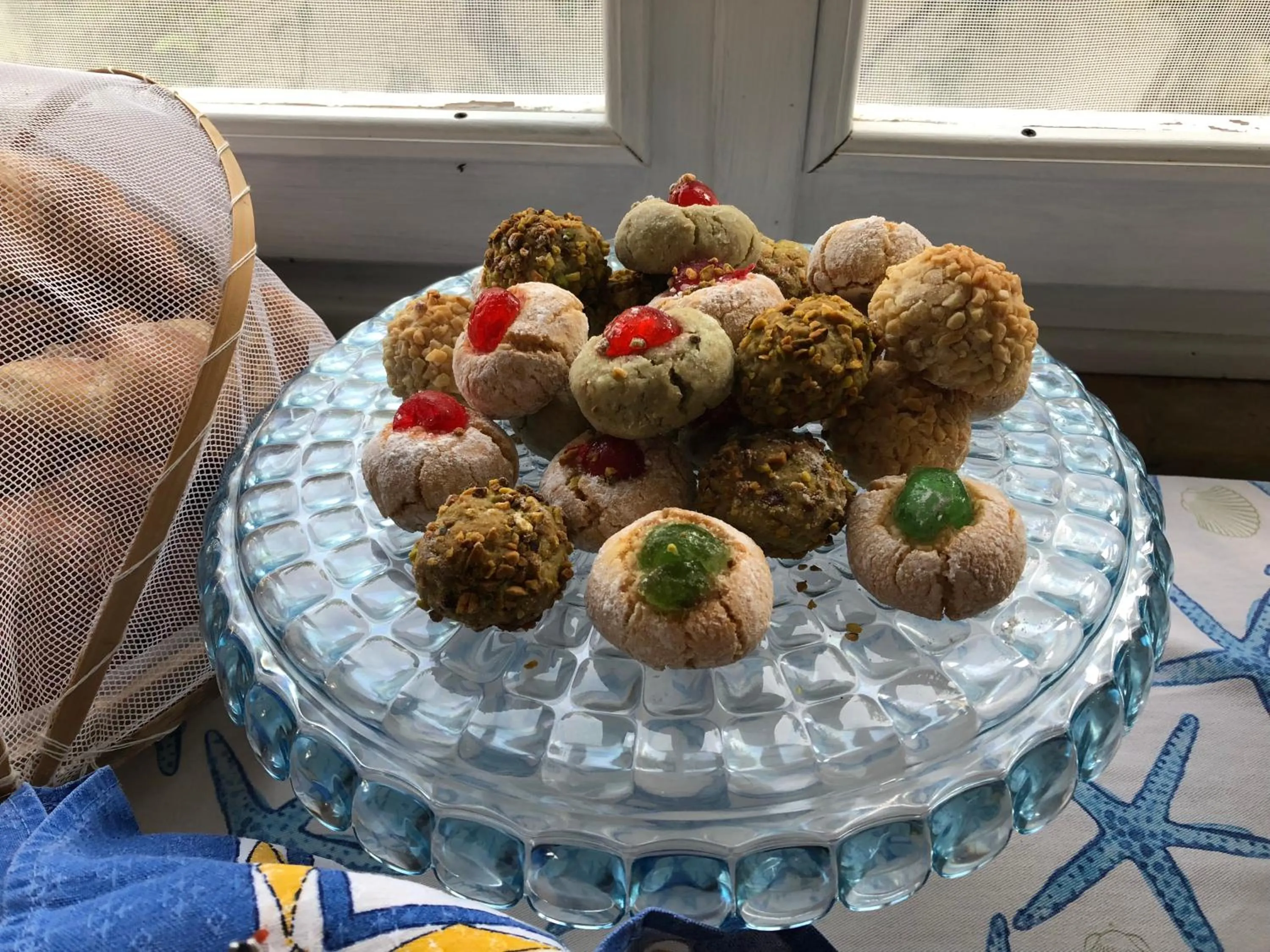 Buffet breakfast in La Casa del Limoneto