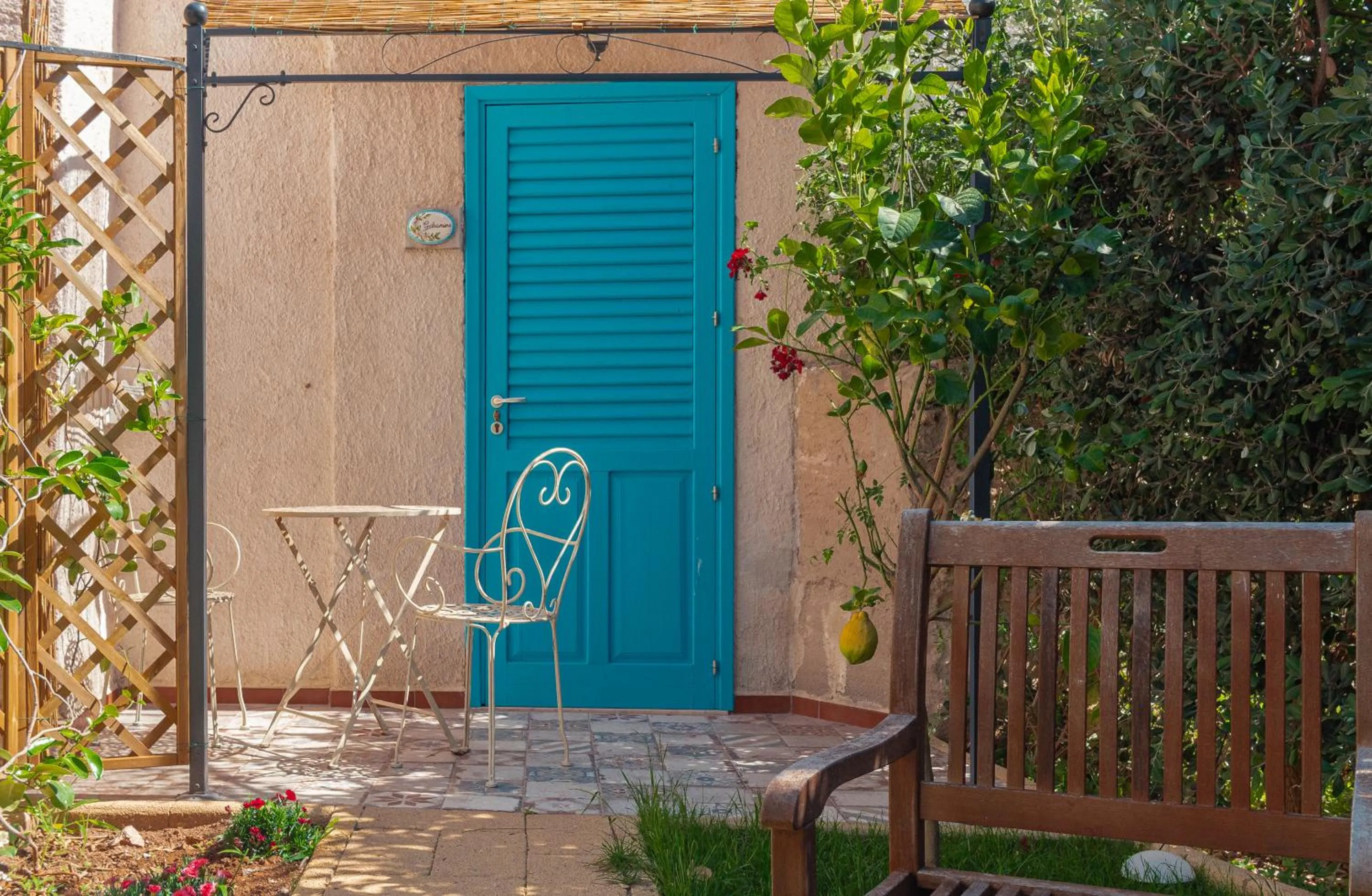 Property building in La Casa del Limoneto