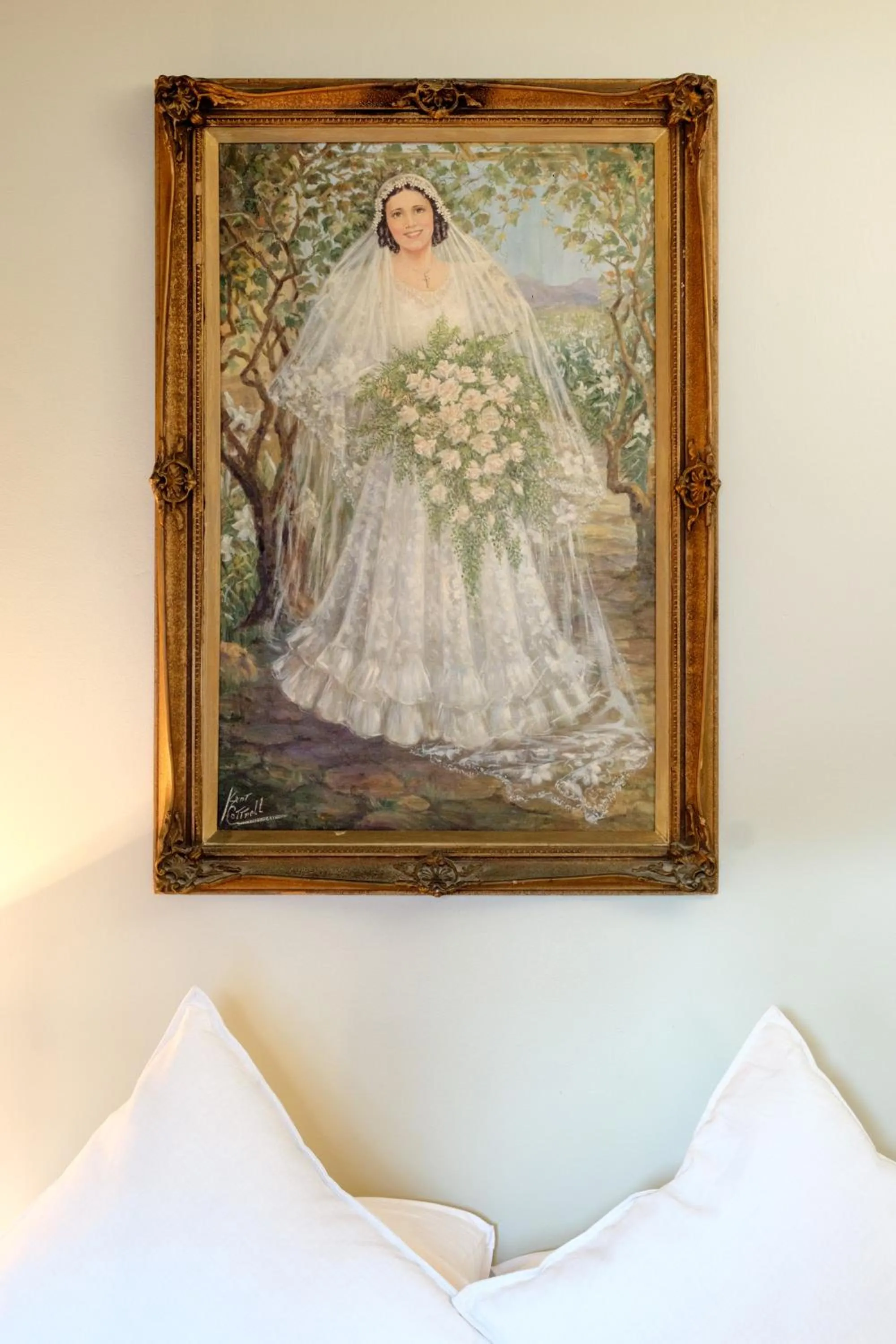 Decorative detail in Smugglers' BnB