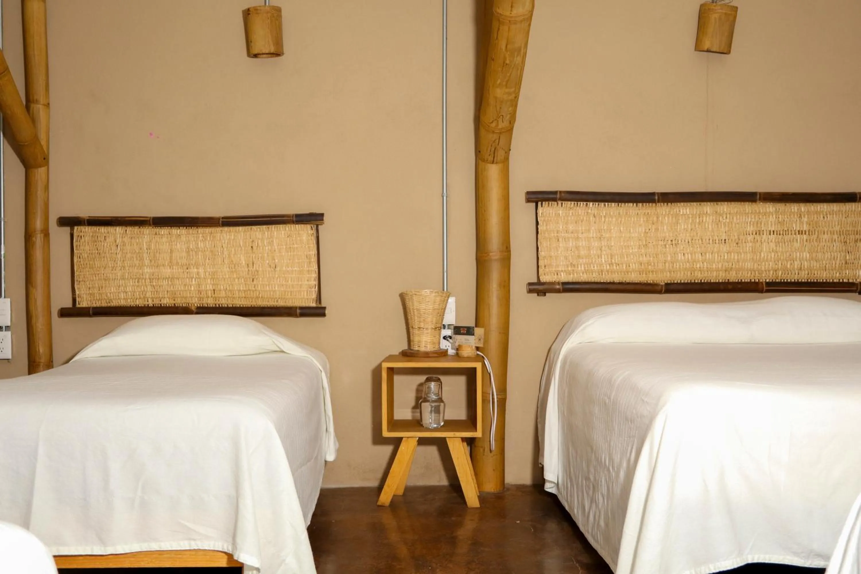 Bed in Eco Hotel Casa Kima