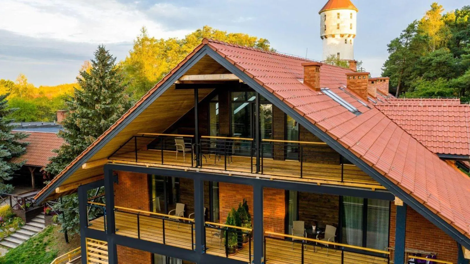 Property building in Róża Wiatrów