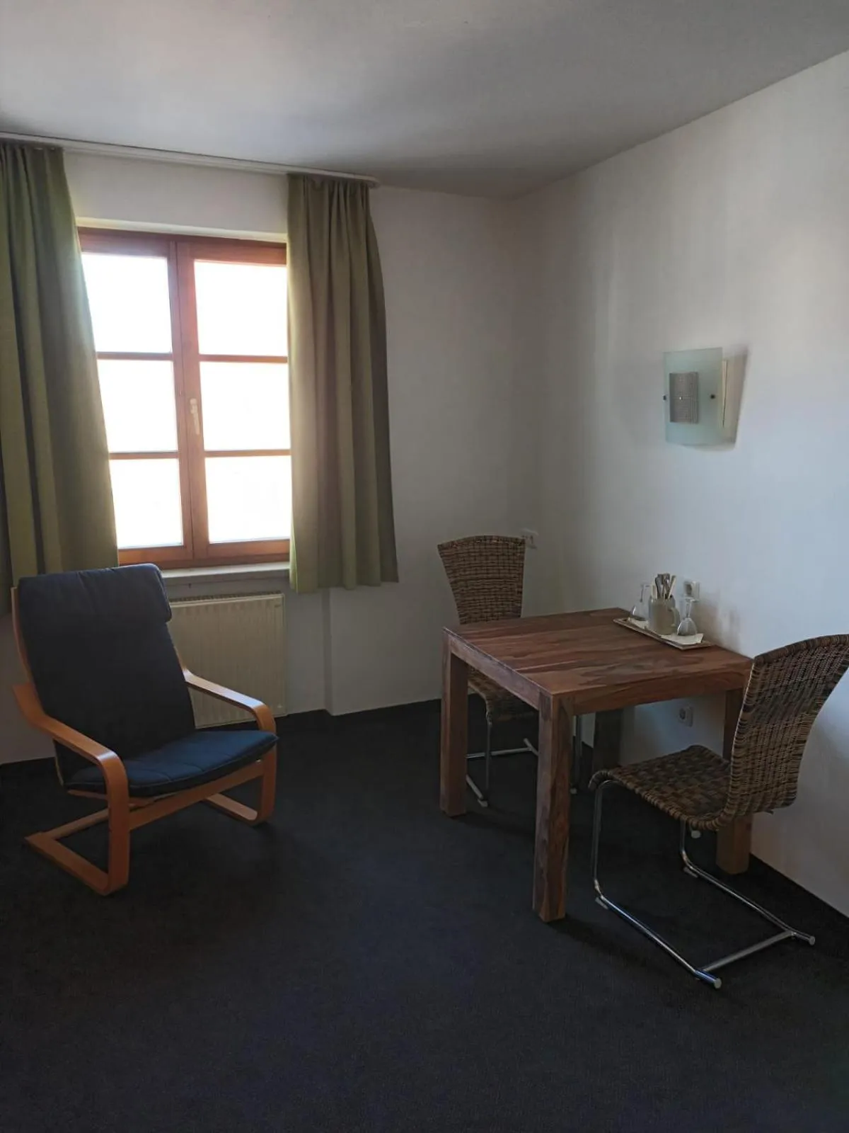 Zur Post Kümmersbruck Hotel & Tiny Houses