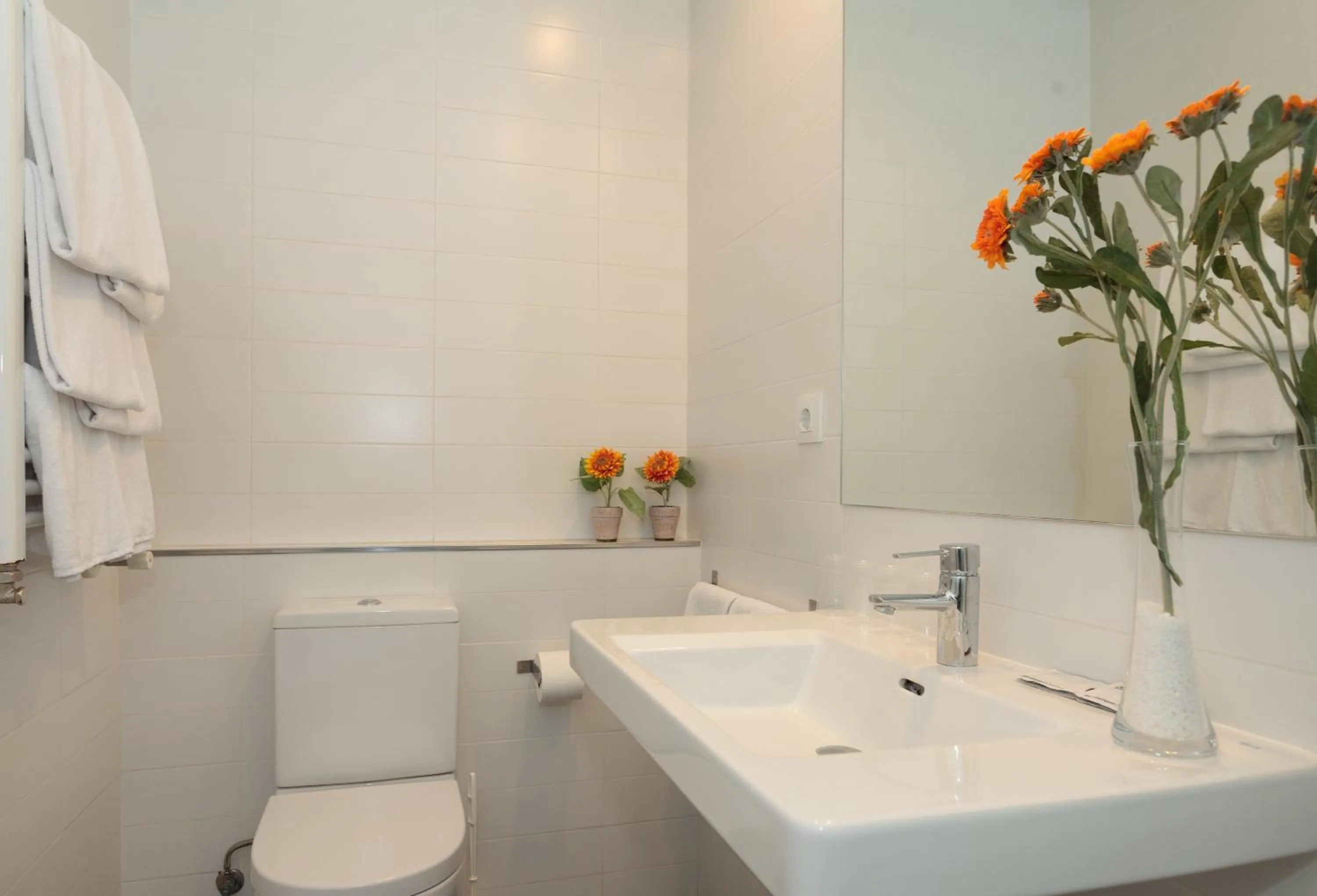 Bathroom in Hostal Benidorm