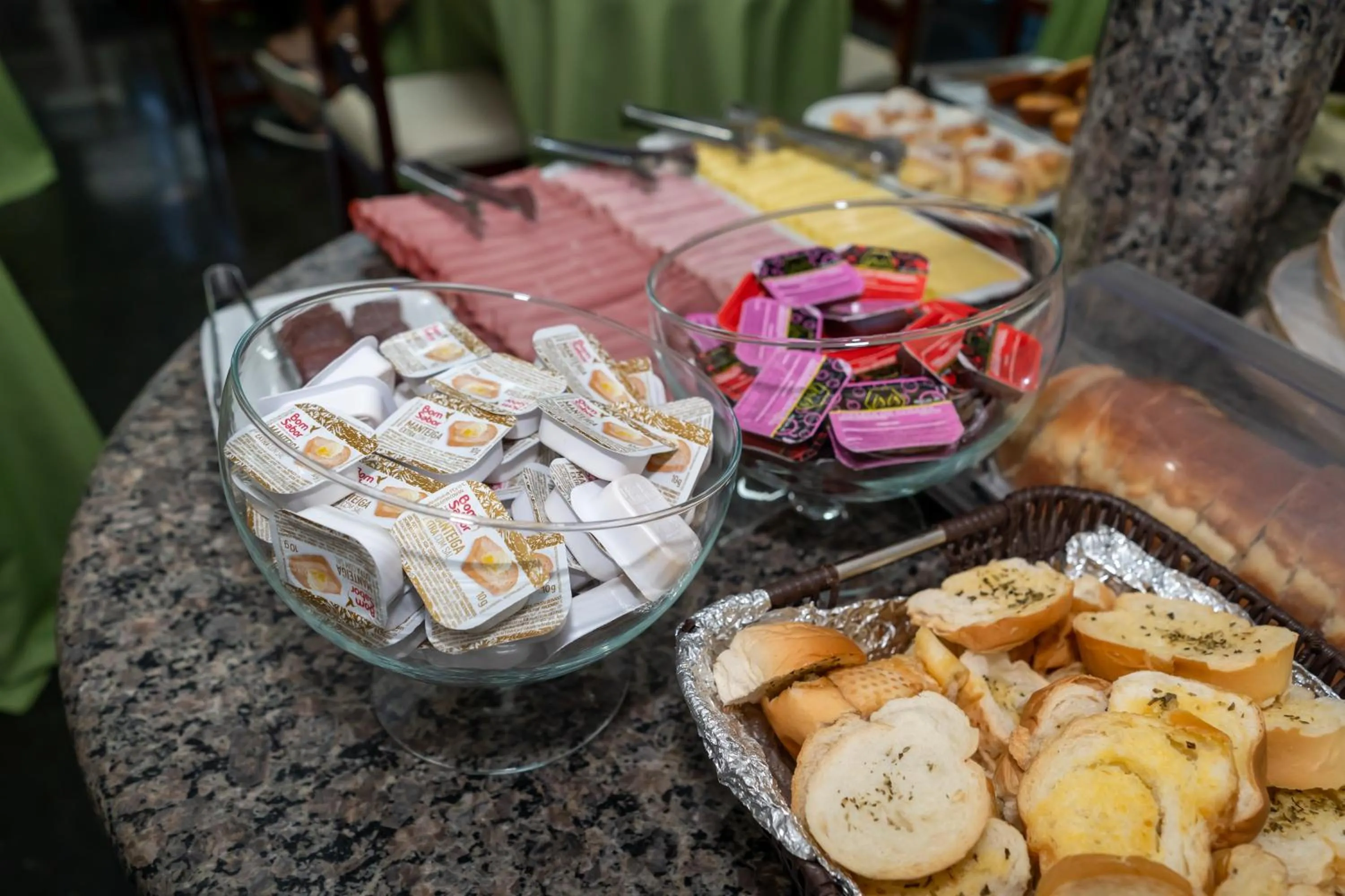 Buffet breakfast in Bandeirantes Hotel