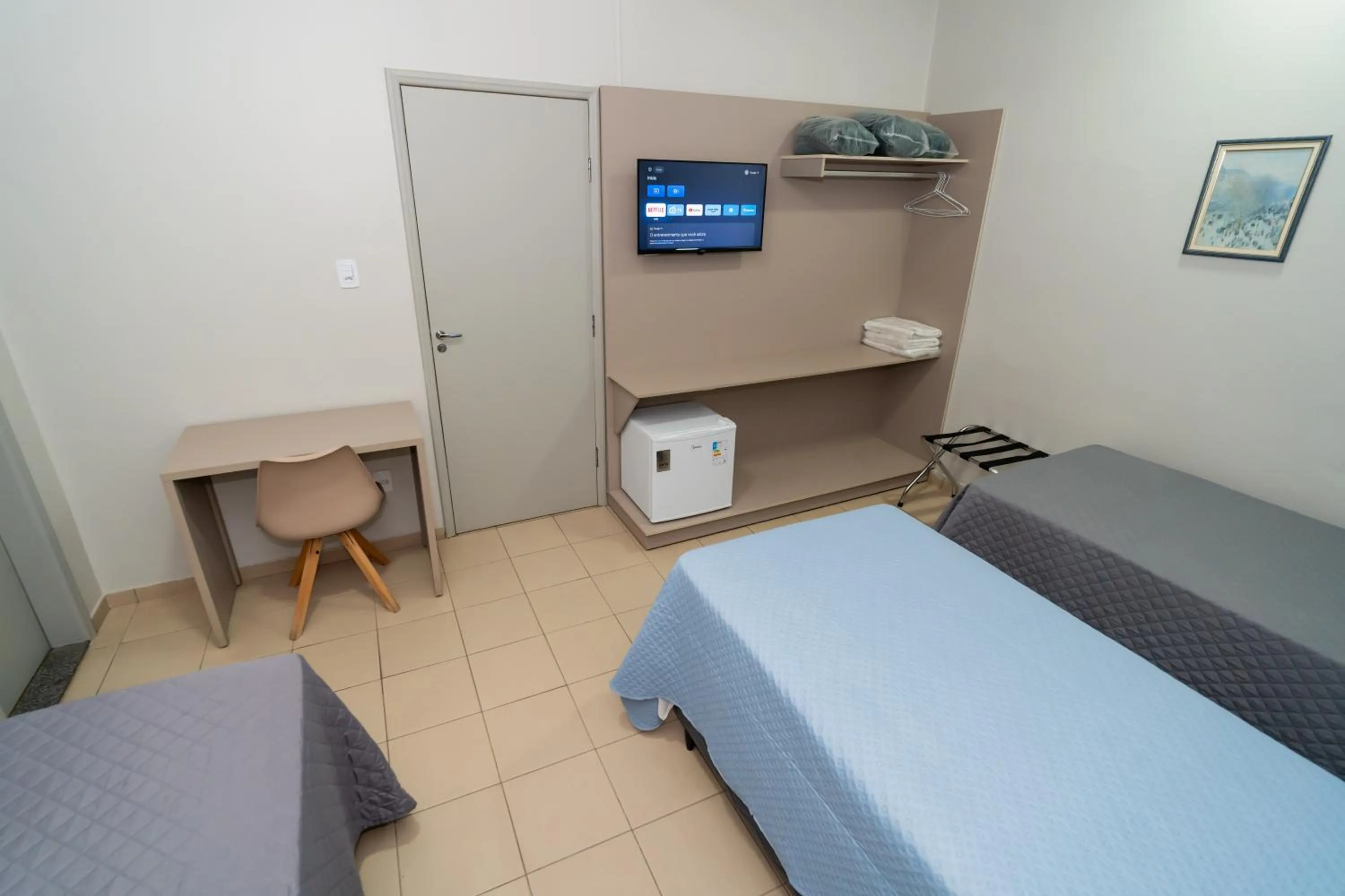 TV and multimedia, Bed in Bandeirantes Hotel